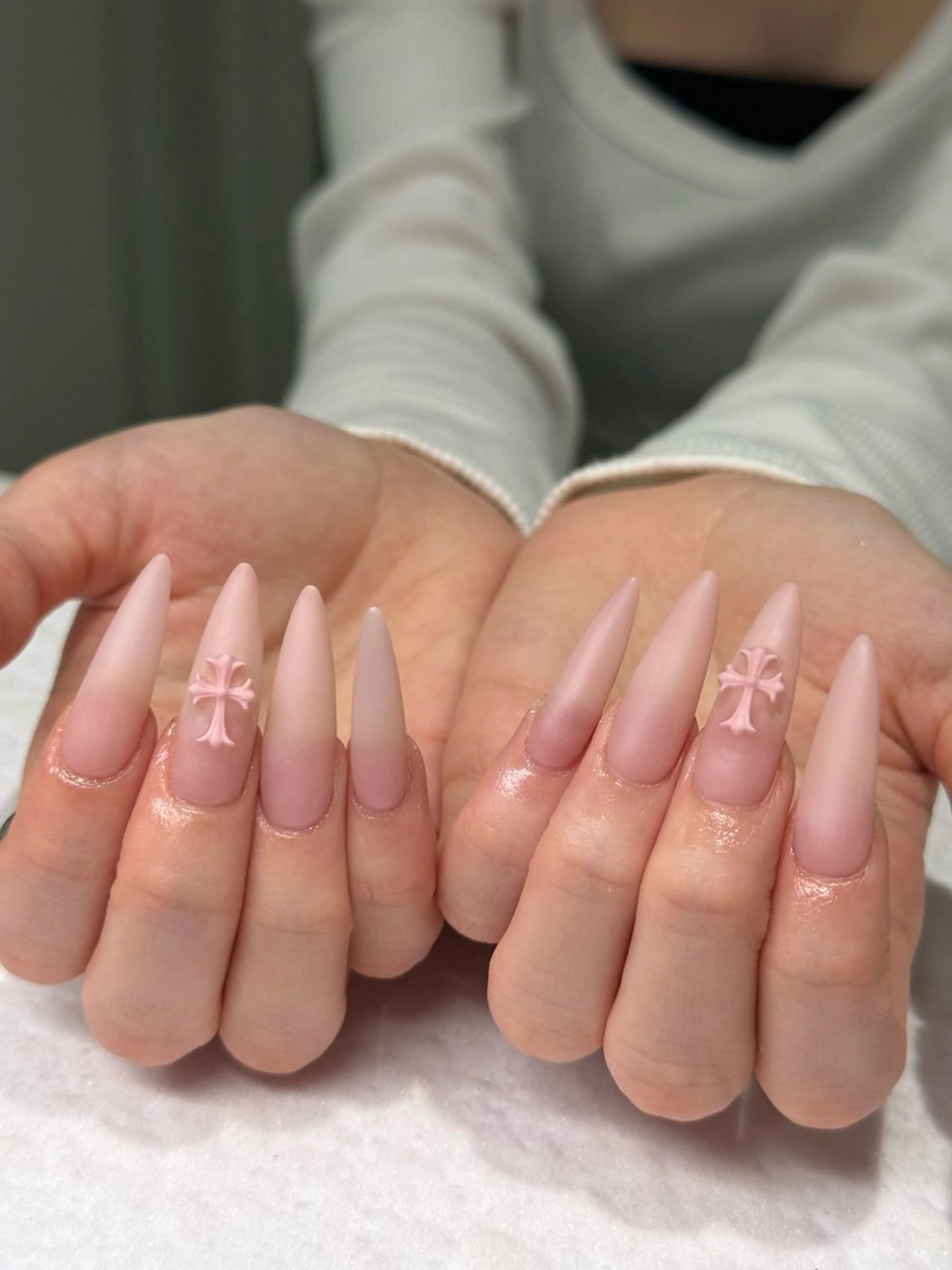 ネイル アートネイル オーロラネイル ブルー チークネイル フットネイル ハンドネイル NAILS168 新大久保店のネイルデザイン