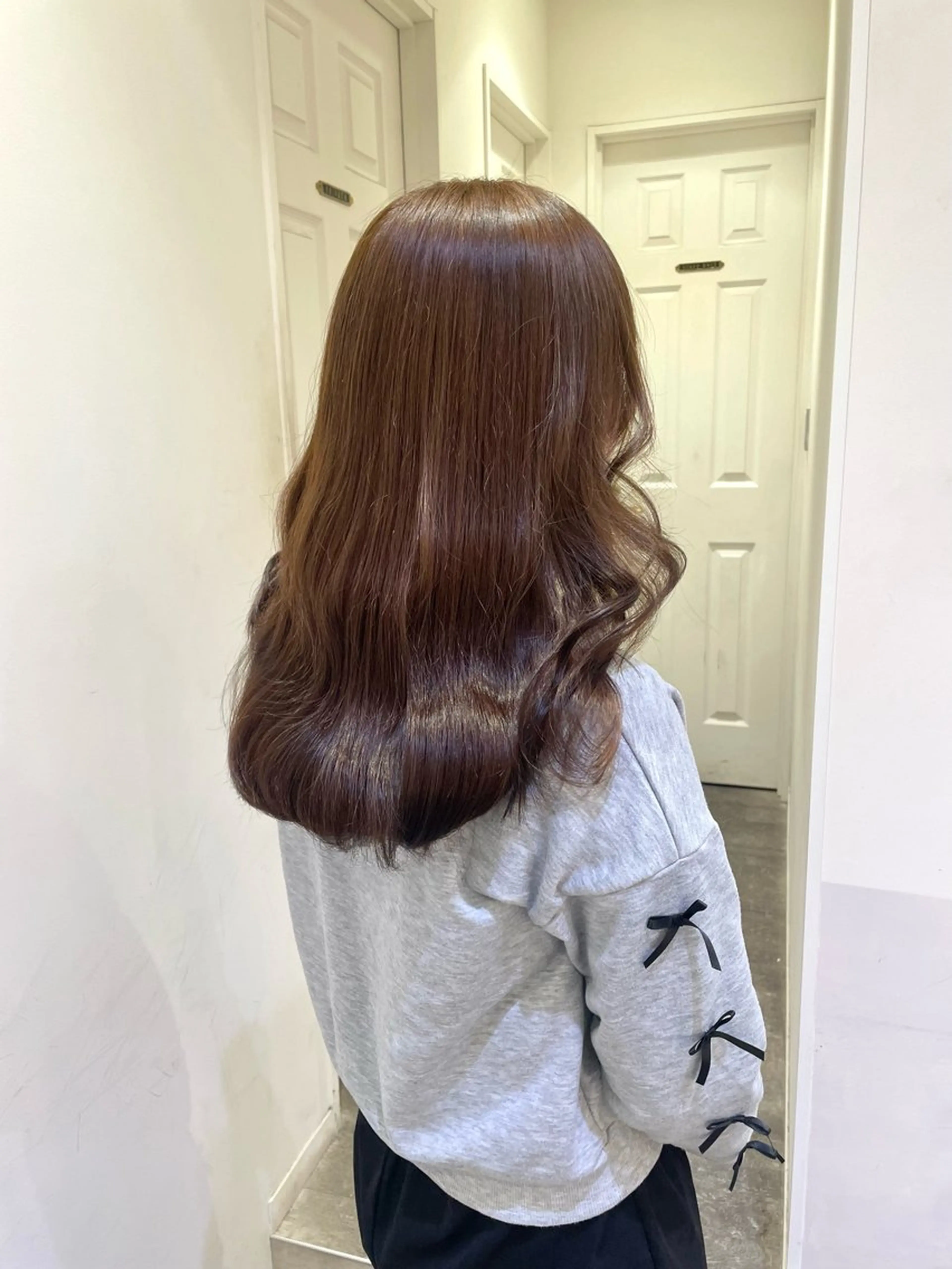 セミロング ハイトーンカラー/ 長さだし🐇きょうかのヘアスタイル