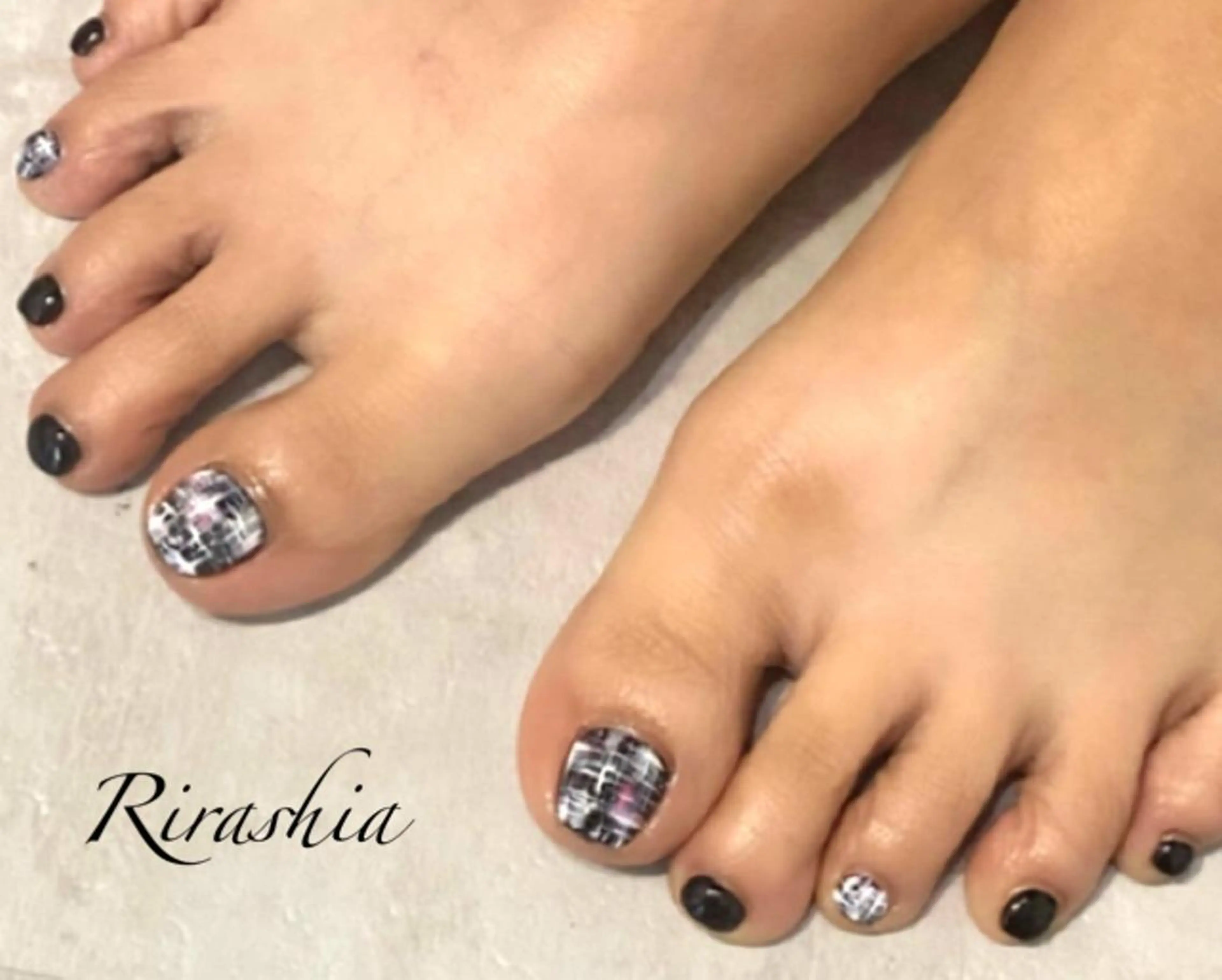 ネイル うる艶/透明感 Rirashaのネイルデザイン