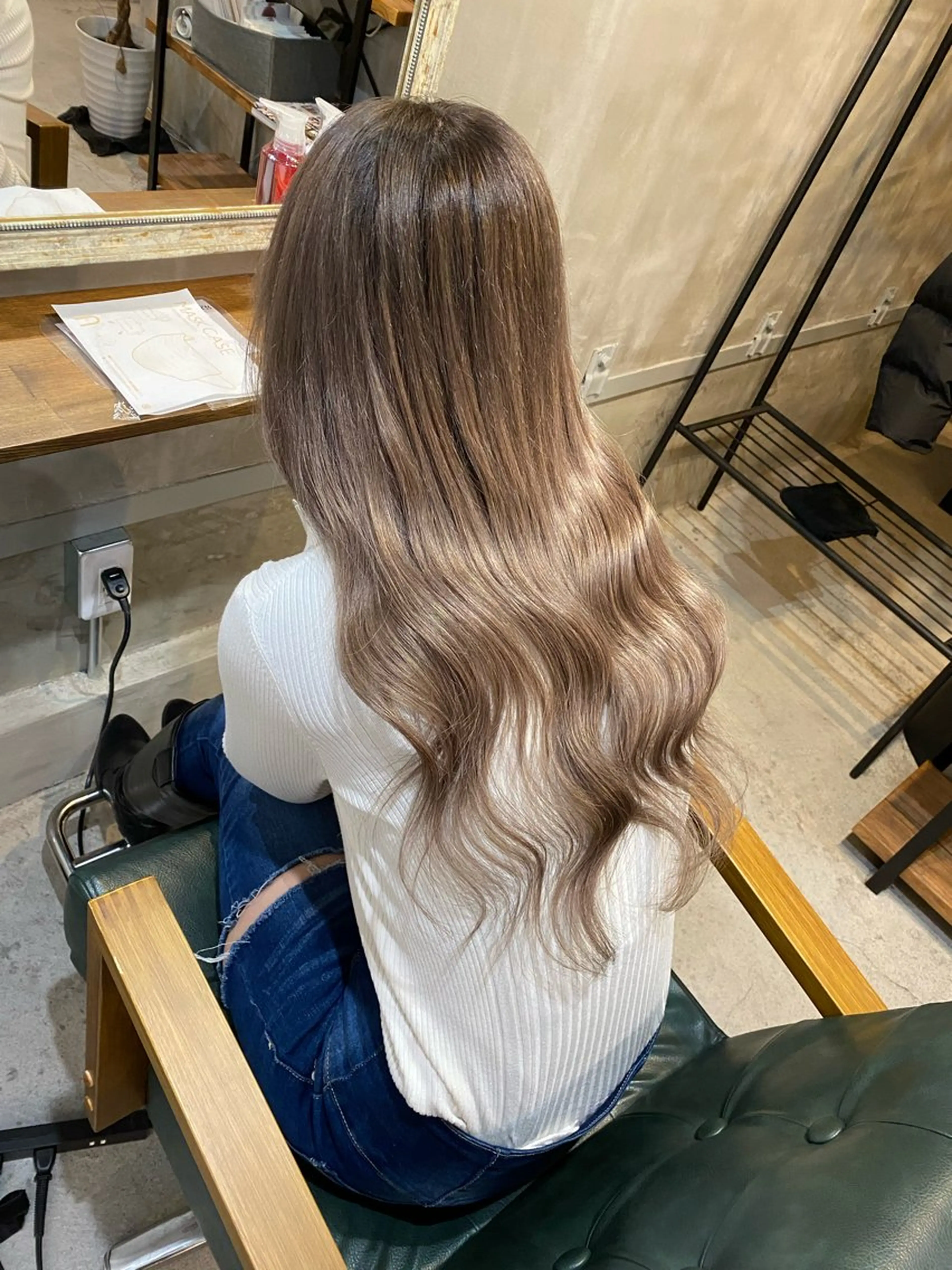 プルエクステ取り付けモデル (ダイヤモンド80本)シールエクステじゃないエクステ！の写真