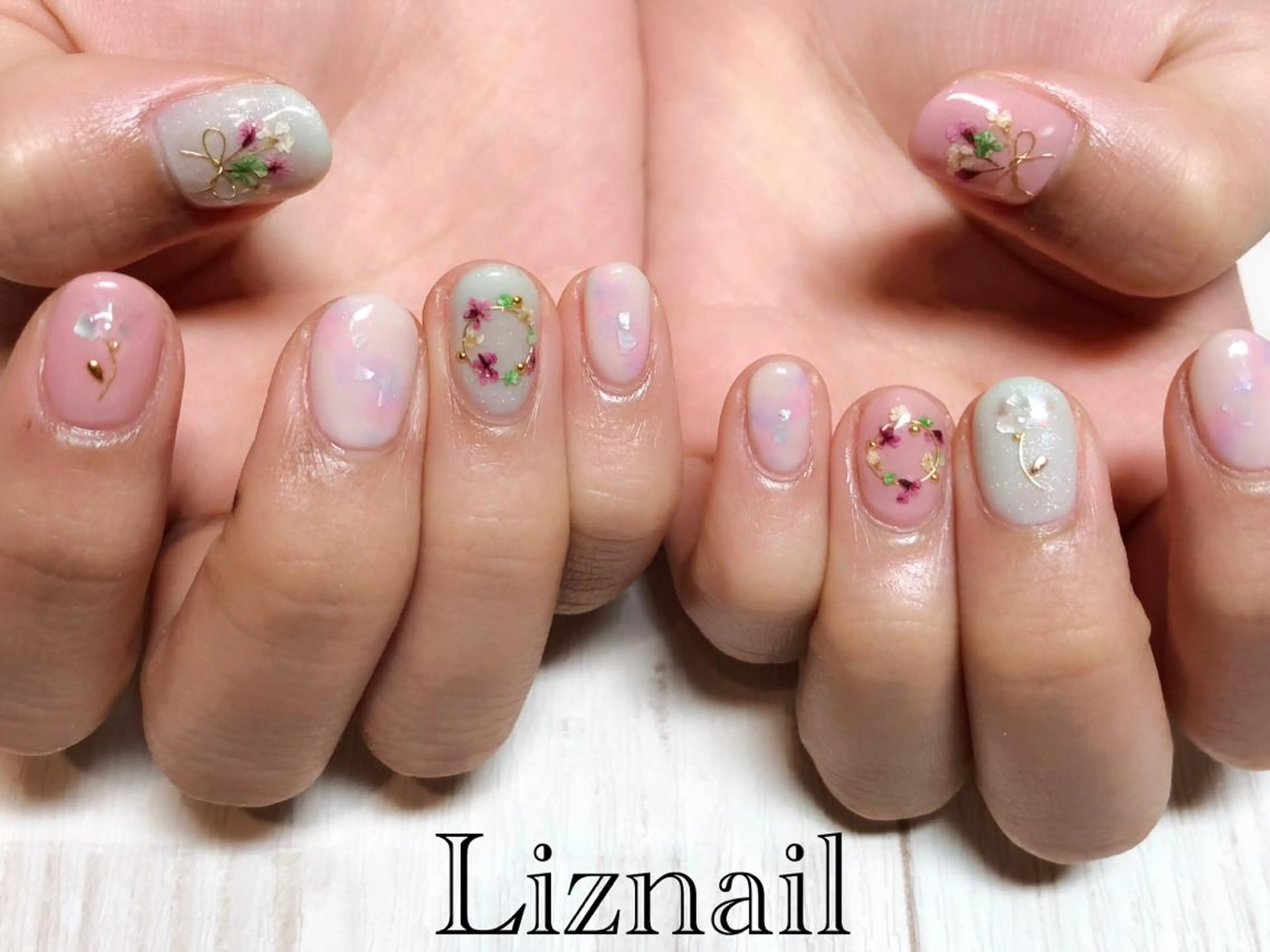 ネイル Rawr / saoriのネイルデザイン