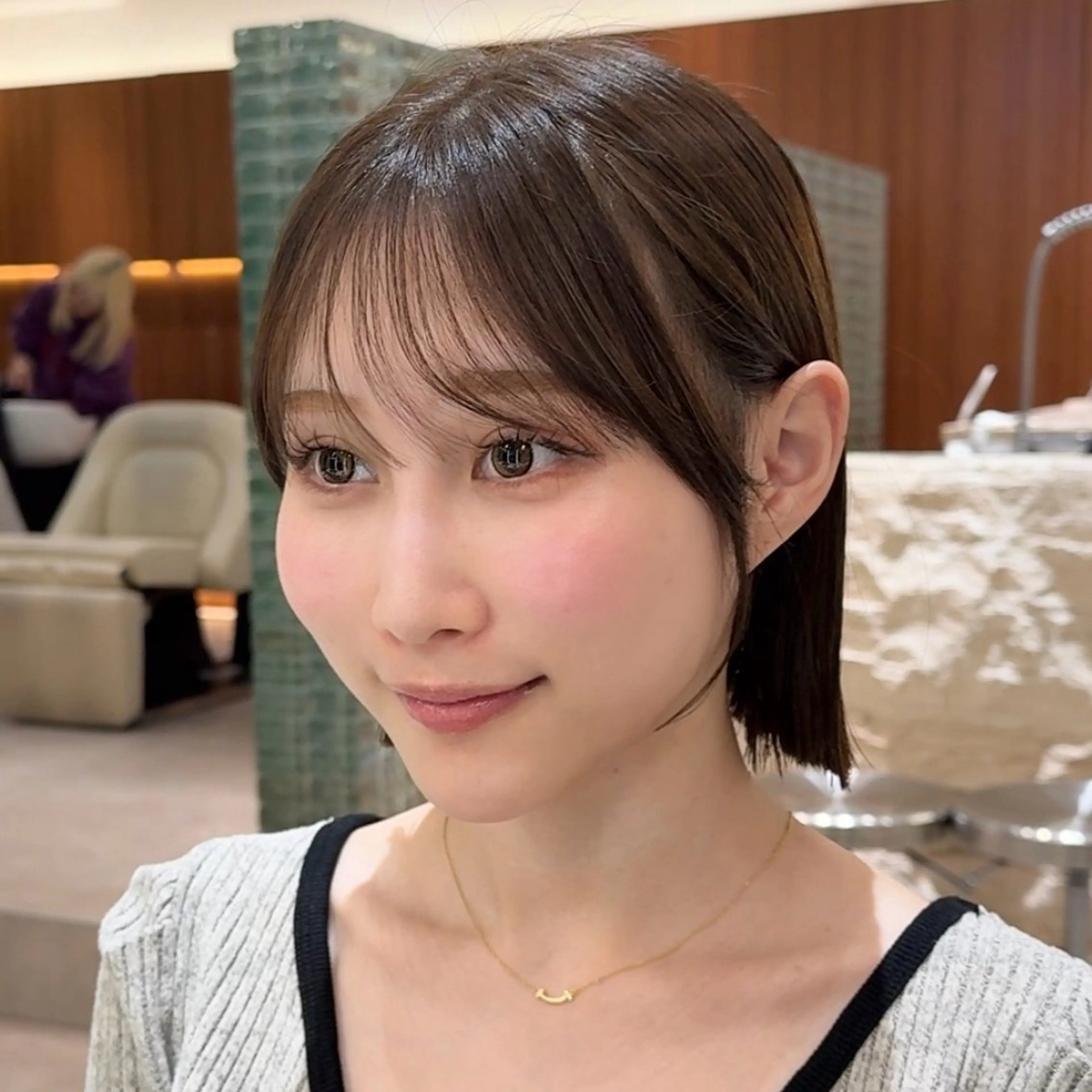 ミディアム カラー 切りっぱなしボブ ショートボブ ボブレイヤー 透明感カラー ボブ カット ヘアカラー トリートメント 渋谷ボブ/レイヤー ボブ田中航平のヘアスタイル