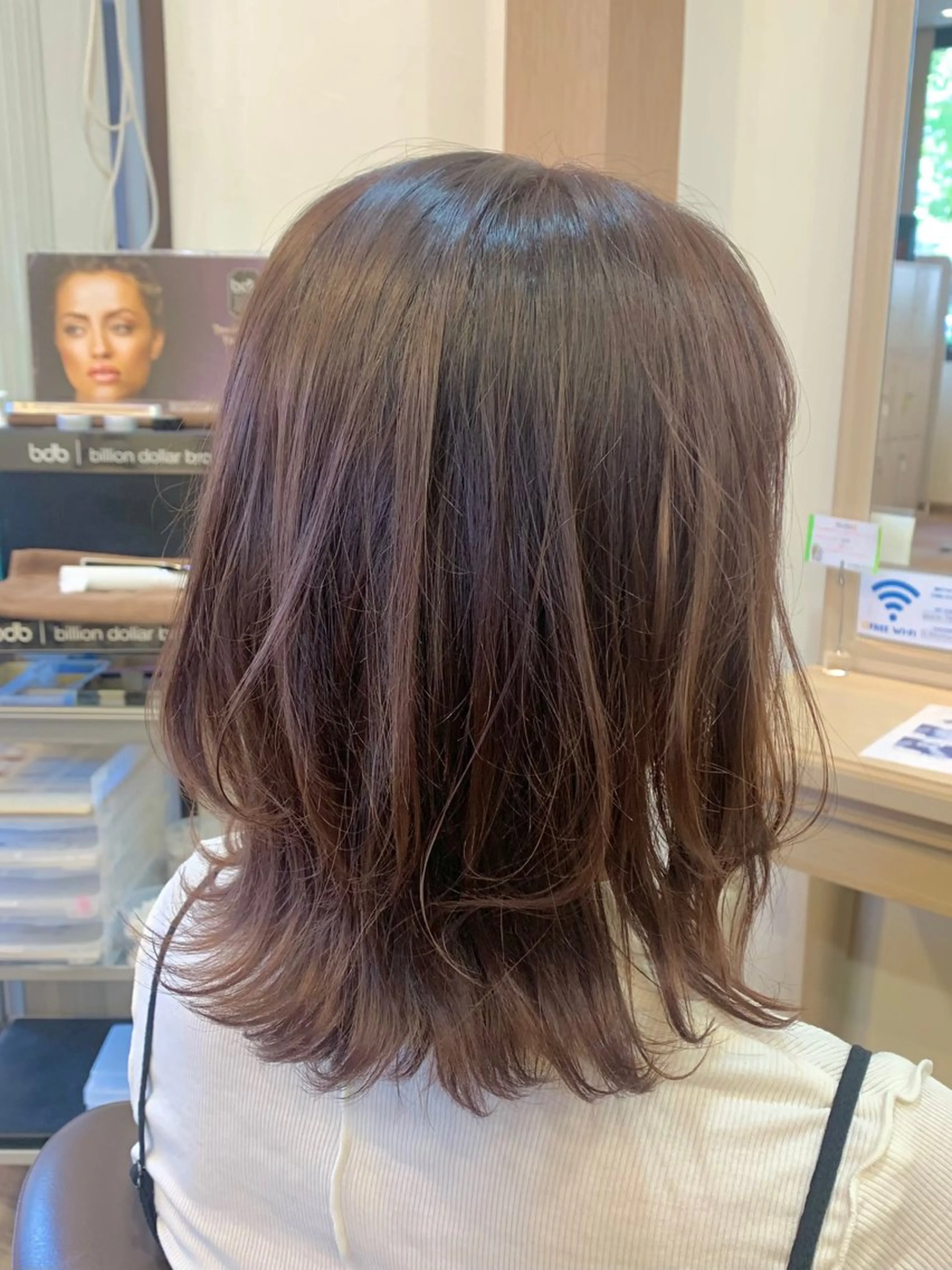 ミディアム カット ヘアカラー 福原遼華/小顔ショー ト/髪質改善のヘアスタイル