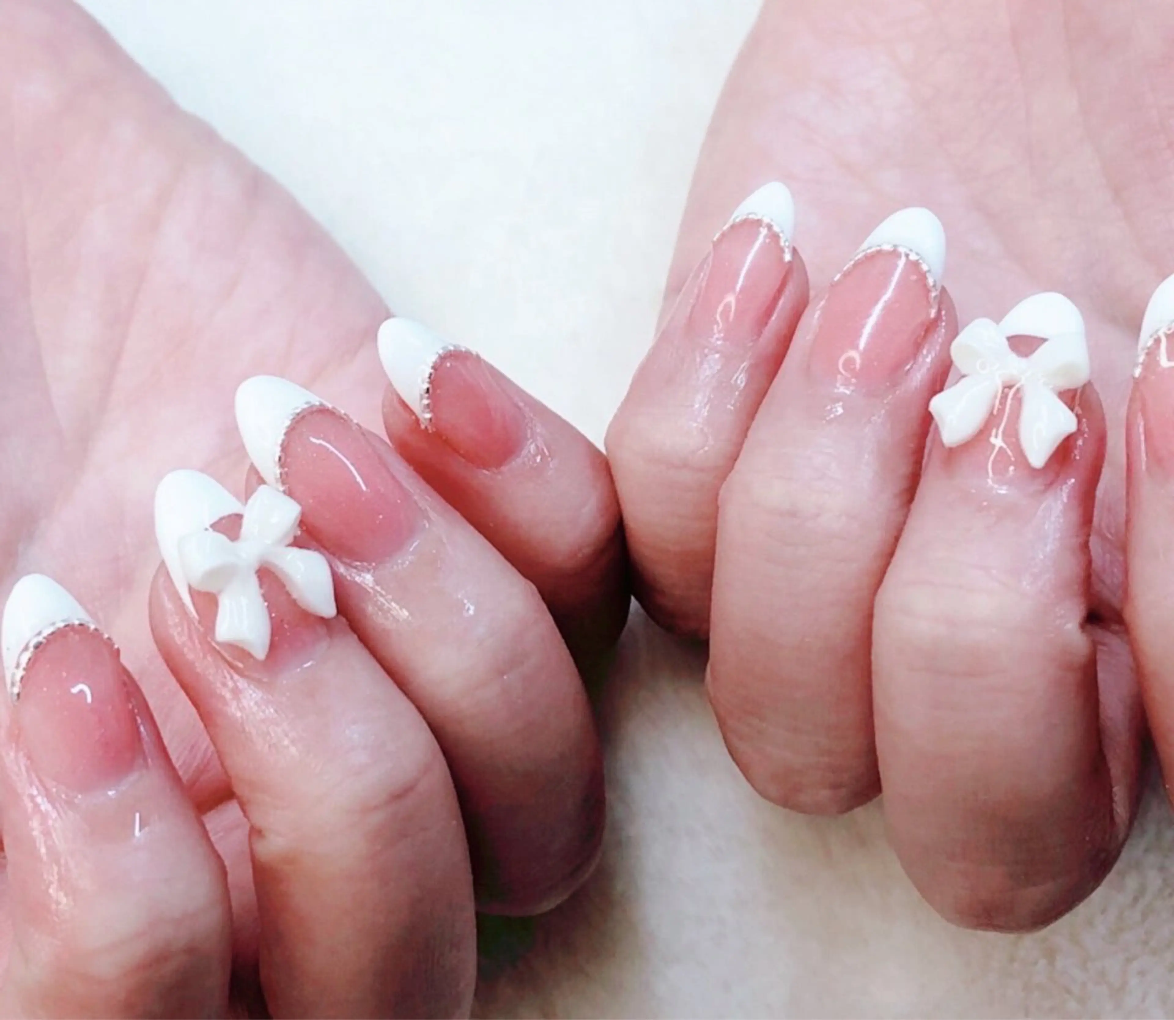 ネイル フットネイル フレンチネイル ガラスフレンチ ゴールド ゴージャス ハンドネイル ハンドケア 大門浜松町 ネイルのネイルデザイン