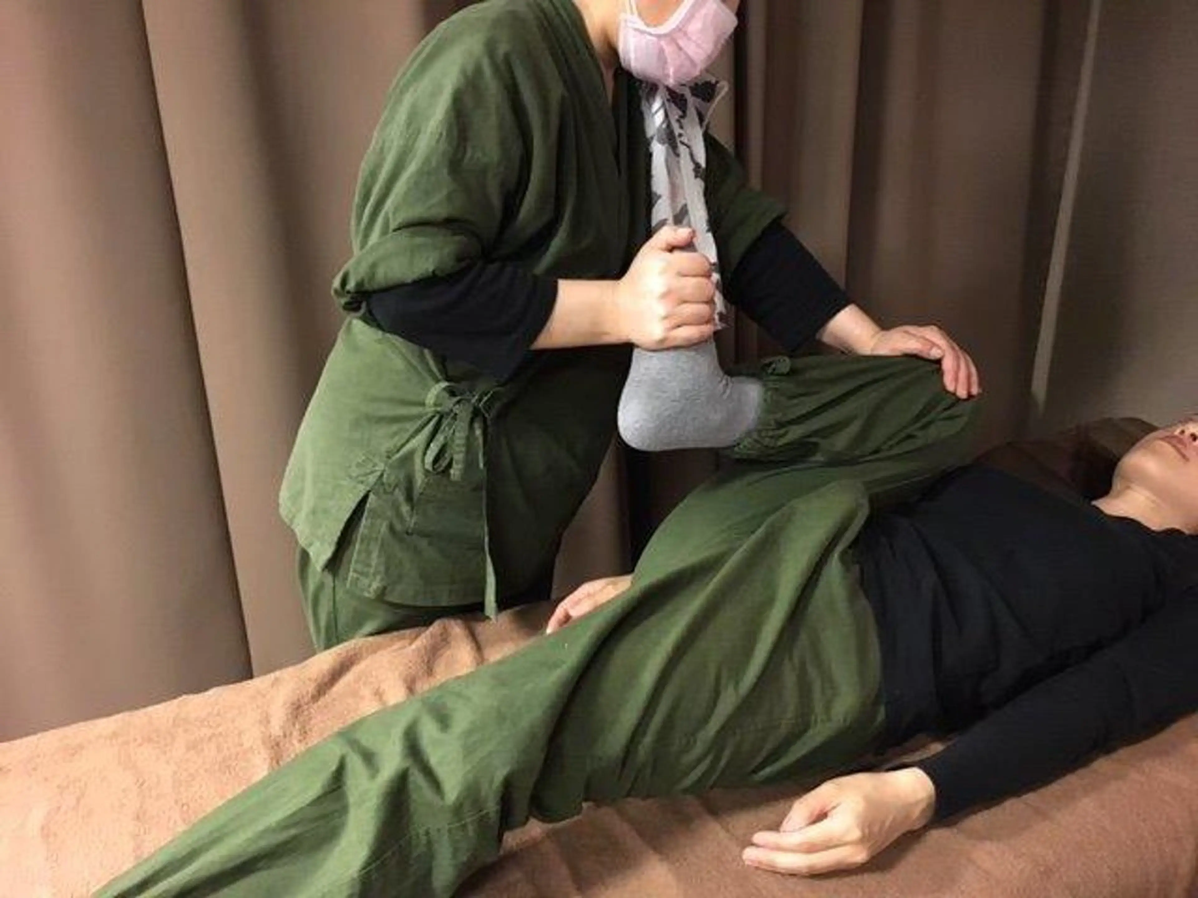 ボディケア90分＋頭顔ツボ30分の写真