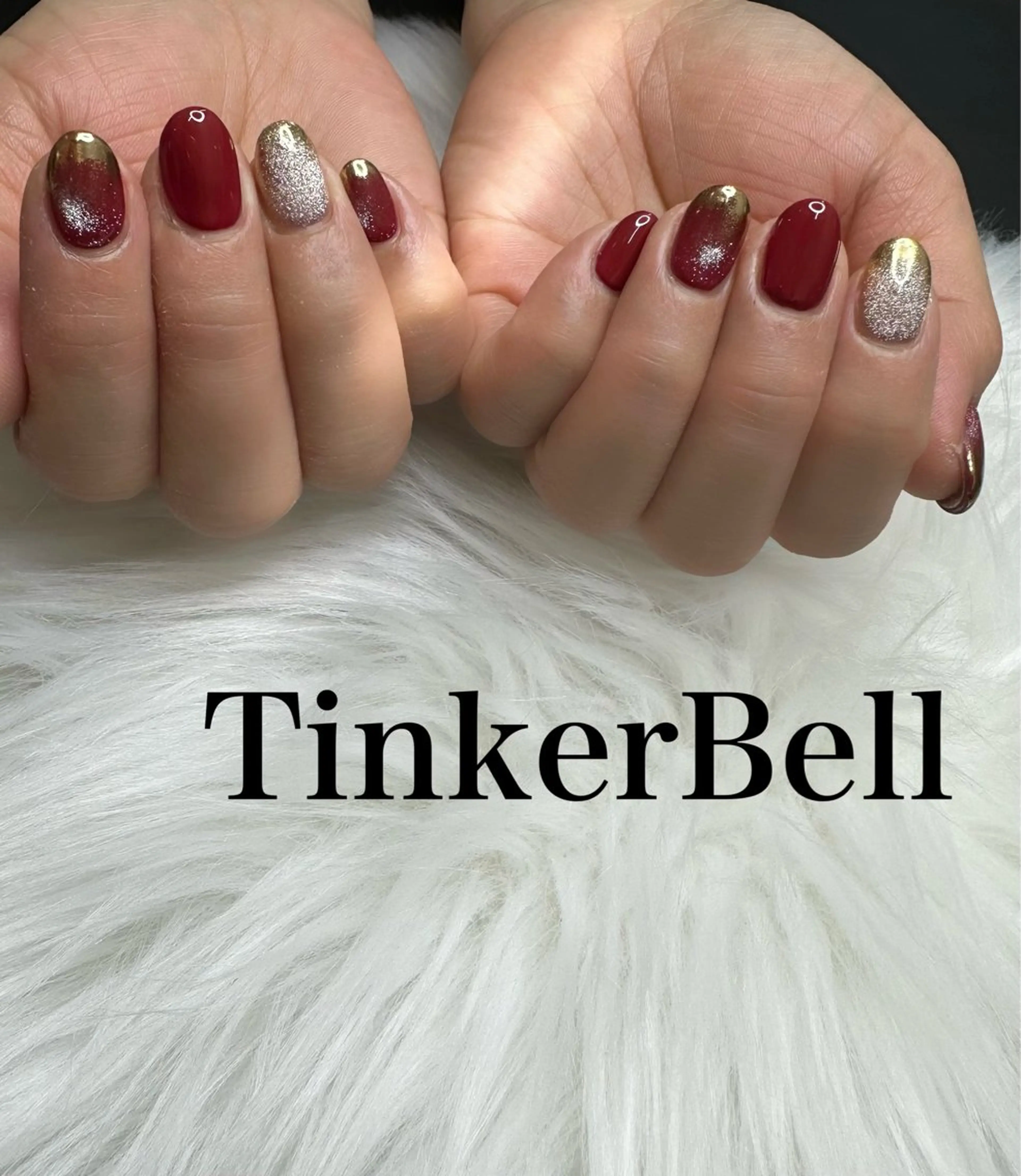 ネイル 冬ネイル クリスマス ハンドネイル Tinker Bellのネイルデザイン