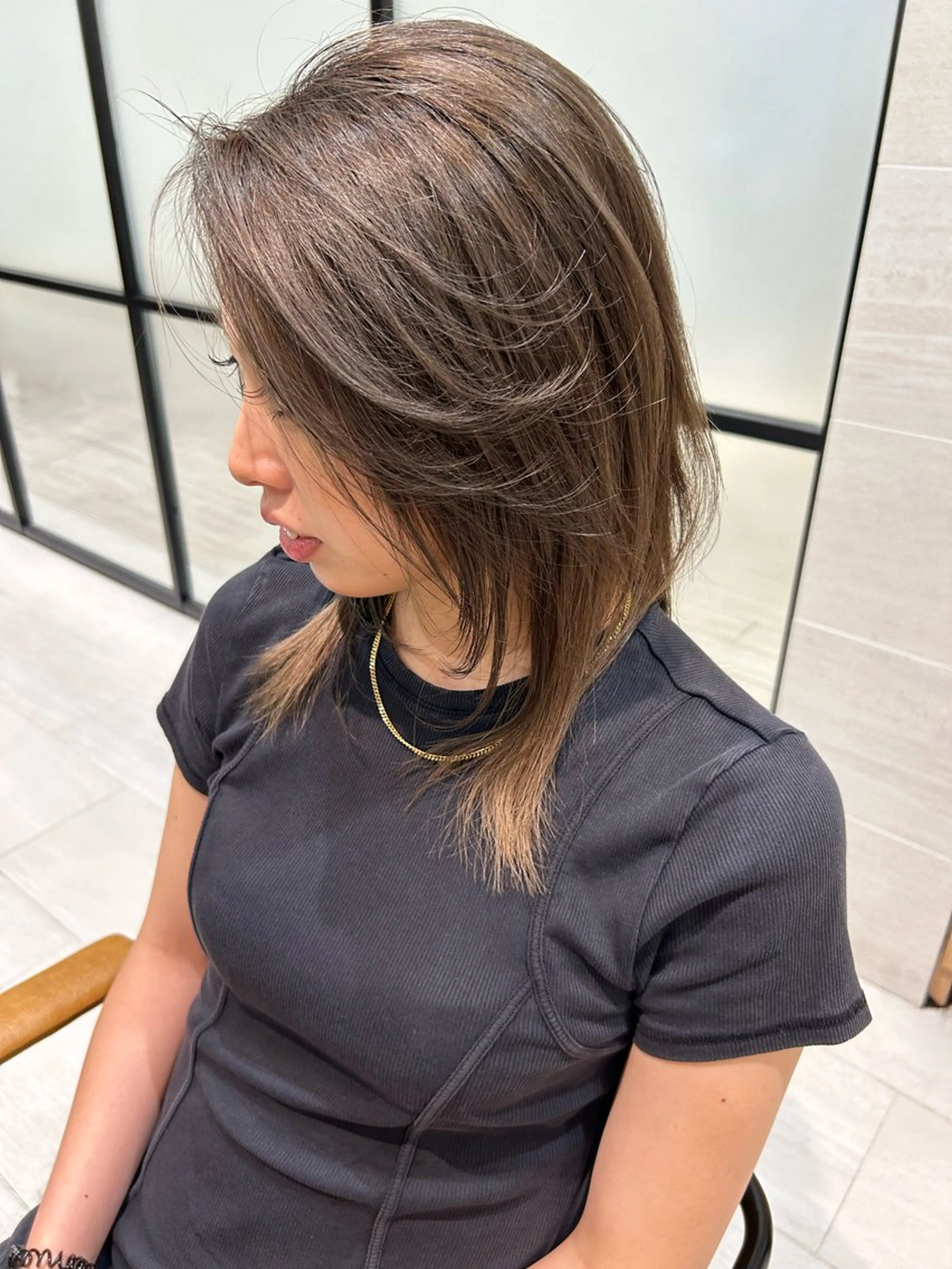 セミロング 顔周りカット レイヤーカット レイヤー/流行りヘア 🤲MIREI🤲のヘアスタイル