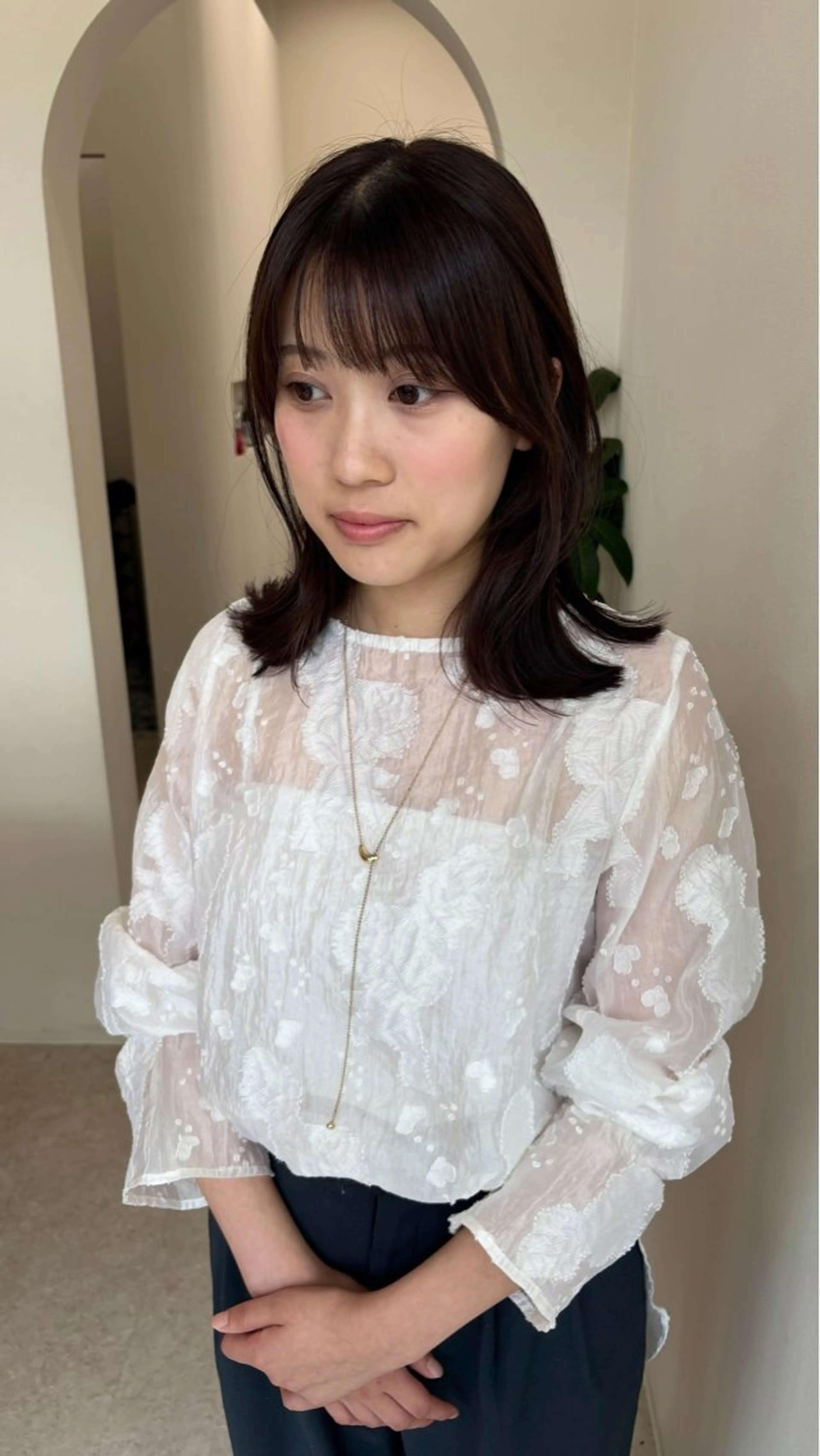 ミディアム ヘアアレンジ カット 能勢 莉里花のヘアスタイル