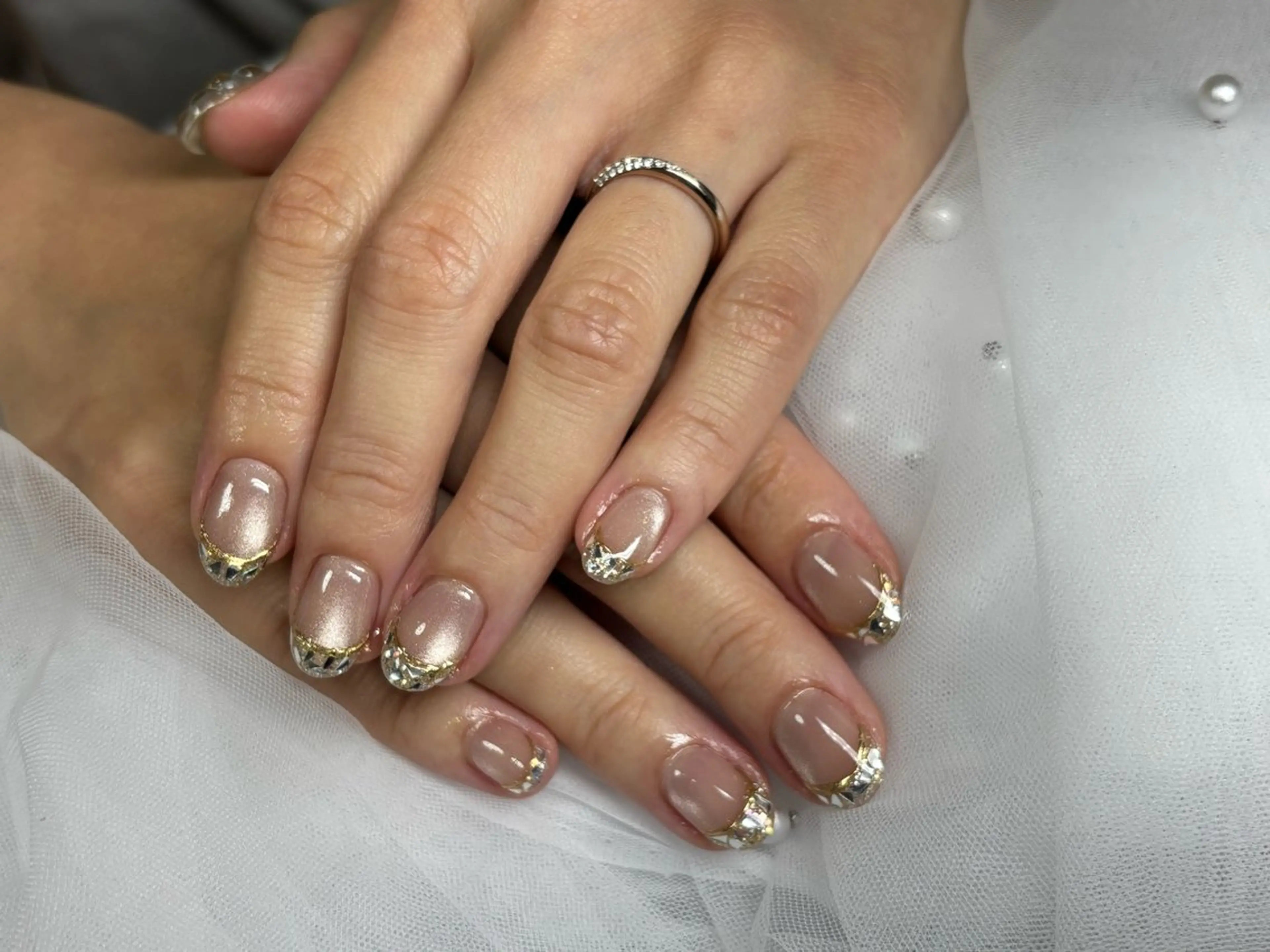 ネイル フレンチネイル ガラスフレンチ ハンドネイル ZORA yuのネイルデザイン