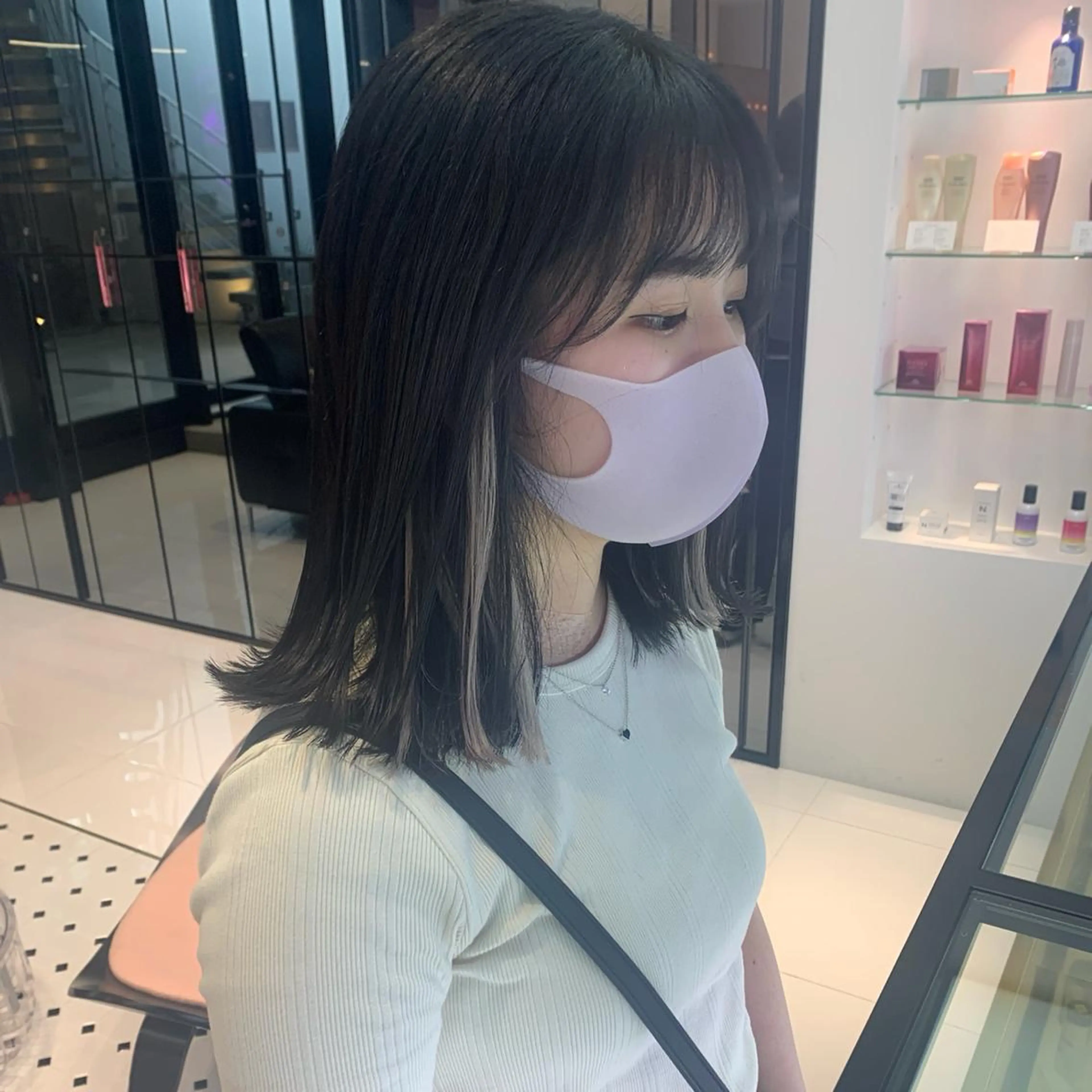 ミディアム カラー シールエクステ インナーカラー エクステ ハッシュカット/ハイ トーン/MANAMIのヘアスタイル