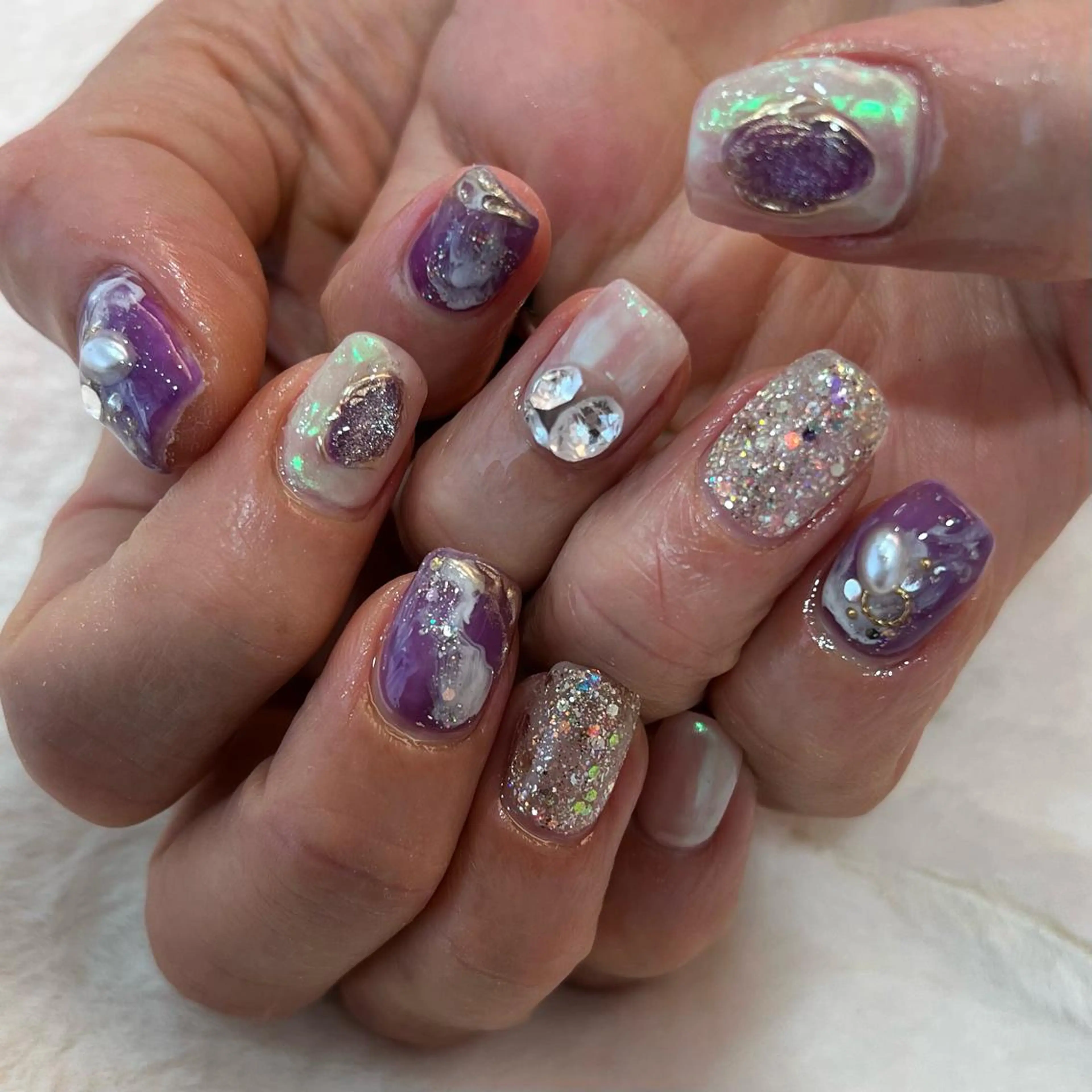 ネイル ハンドネイル 河野 弥月のネイルデザイン