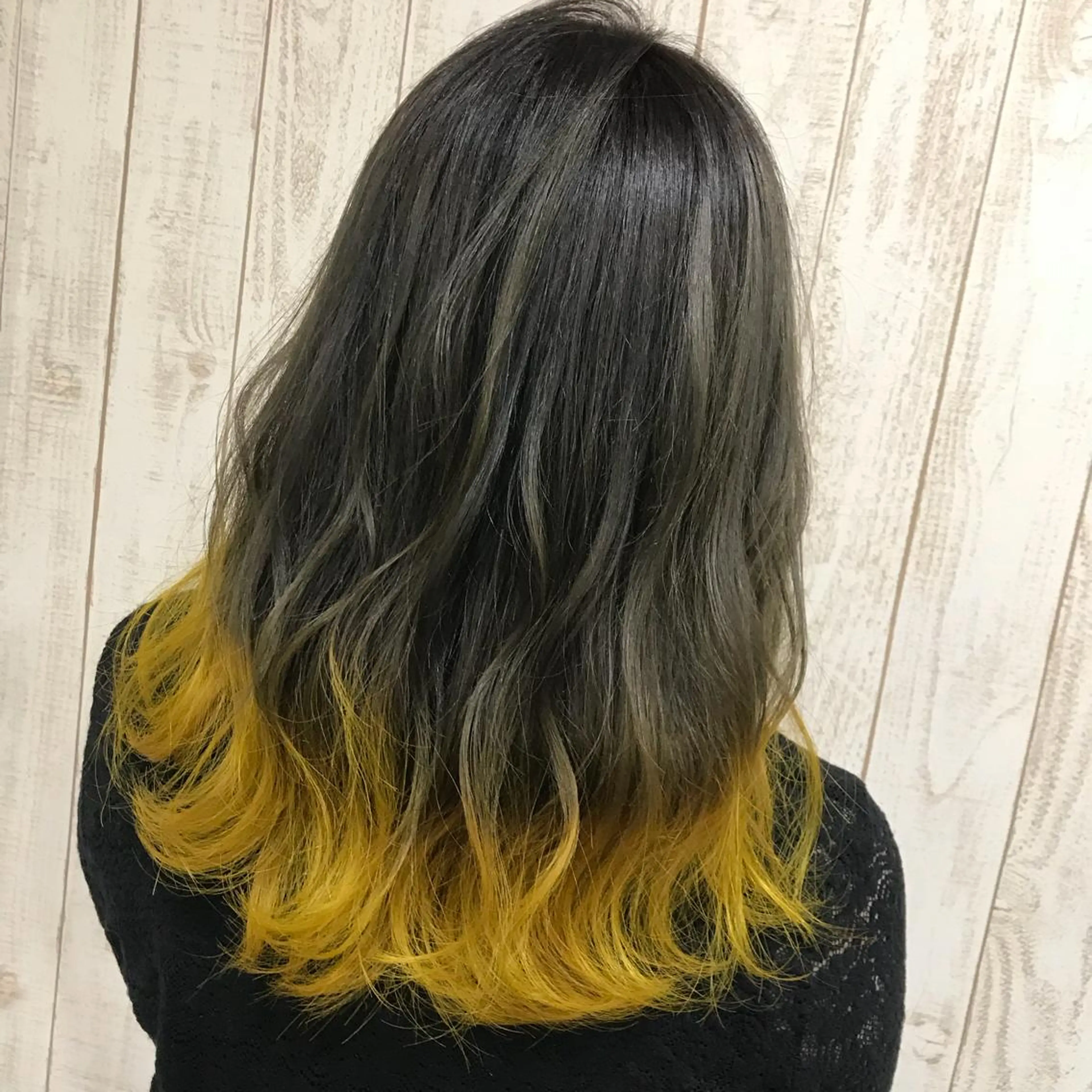 ロング カラー 髪質改善will hairdesignのヘアスタイル