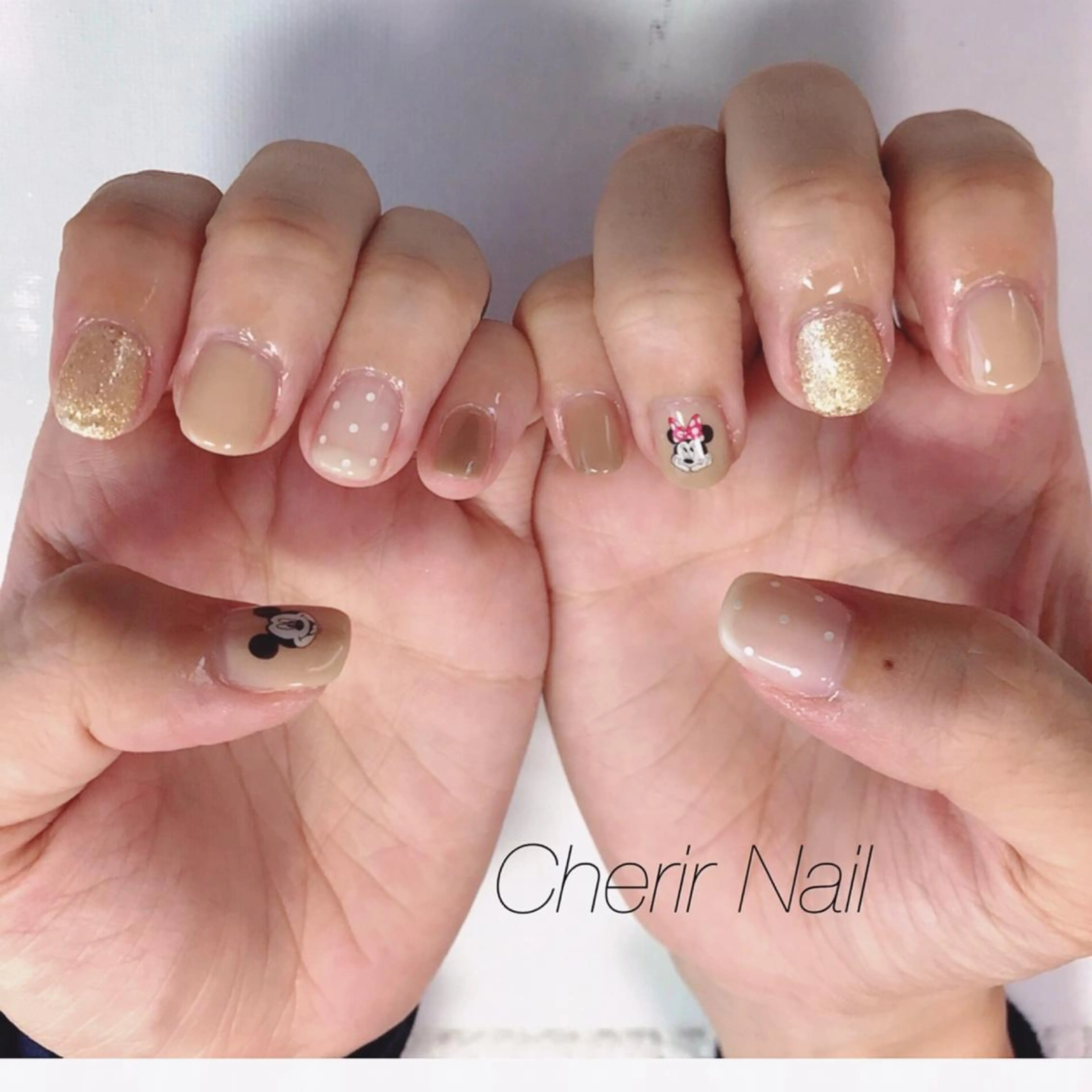 ネイル ドット ラメ(グリッター) オフィスネイル ワンカラーネイル Cherirnail kaoriのネイルデザイン