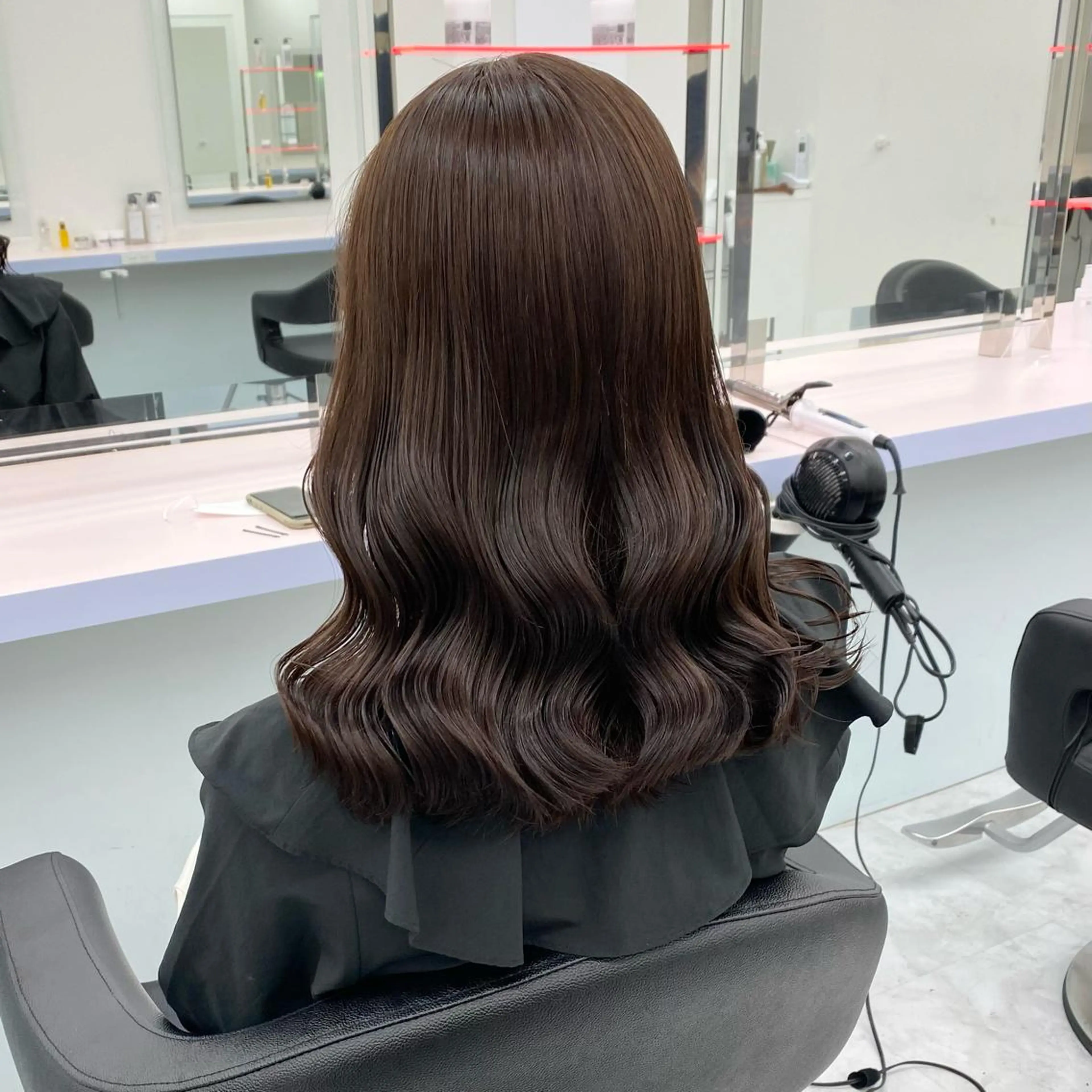 ロング カラー 💕コテ巻き風パーマ 💕KEIYA 💕のヘアスタイル