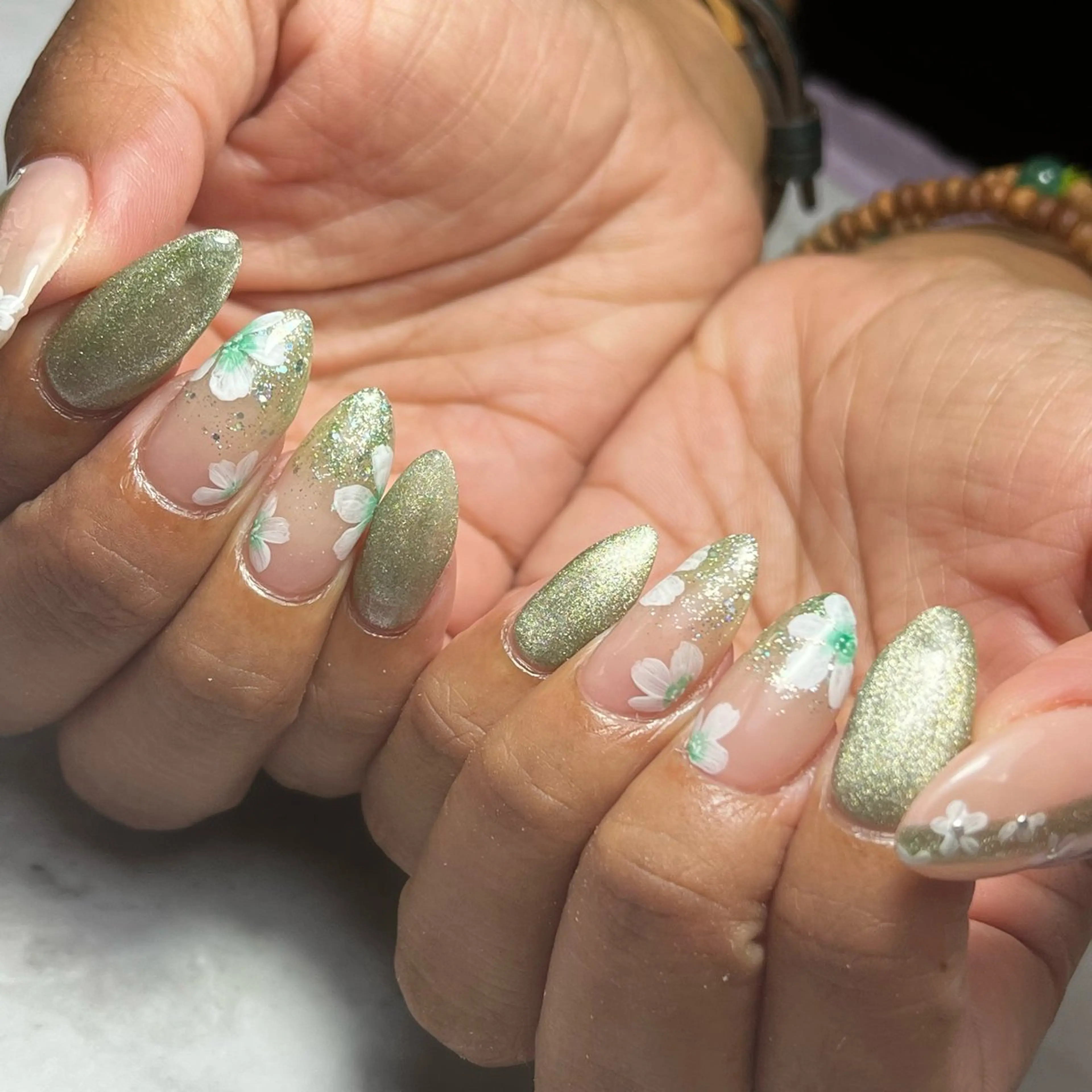 ネイル ハンドネイル Dia Nail AKIのネイルデザイン