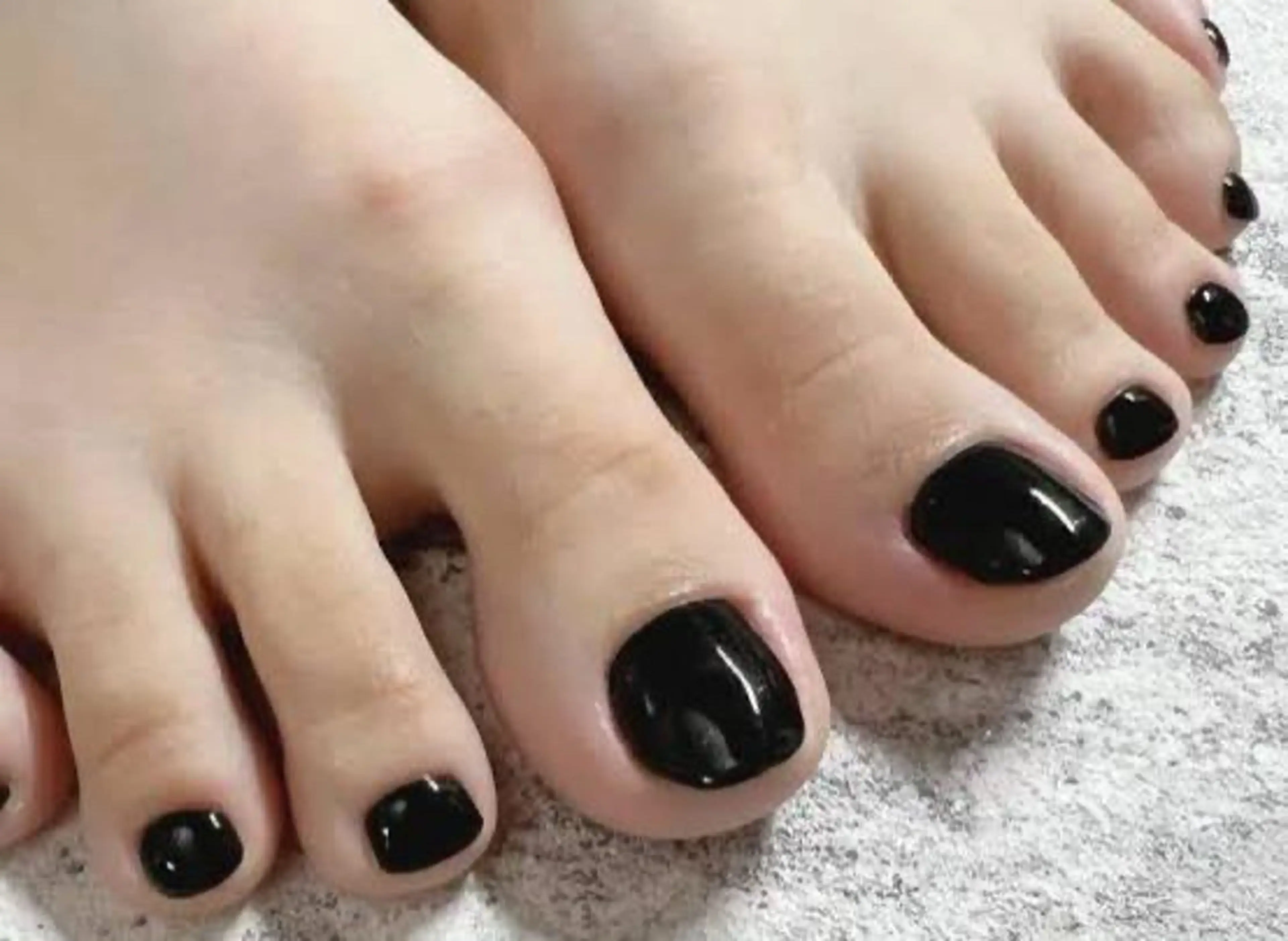 マニキュア・ポリッシュネイル🦶✨オフ有無✴︎の写真