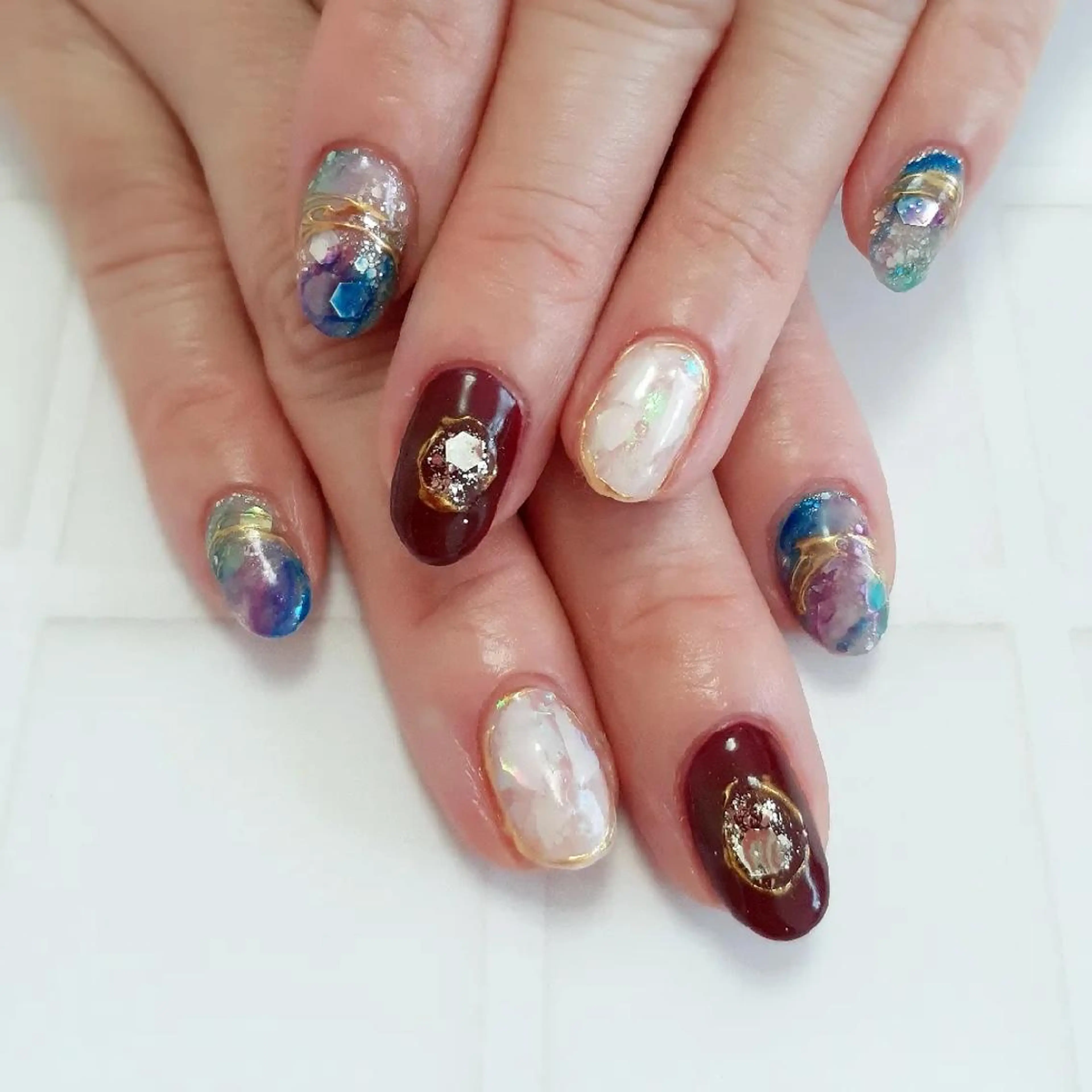 ネイル 赤色 ハンドネイル 池元 真由美のネイルデザイン