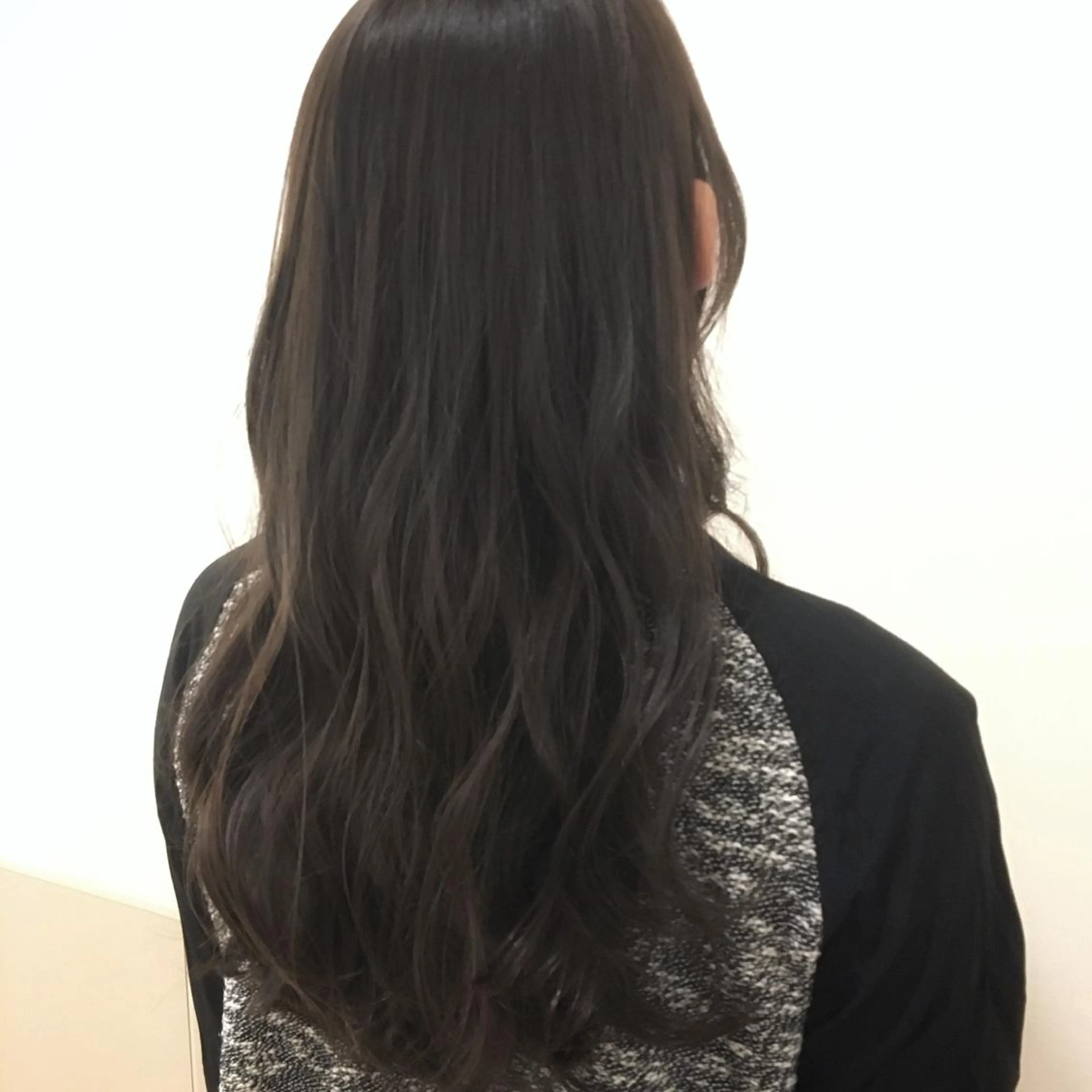 ロング ブリーチなしダブル/ レイヤーカット 小棹のヘアスタイル