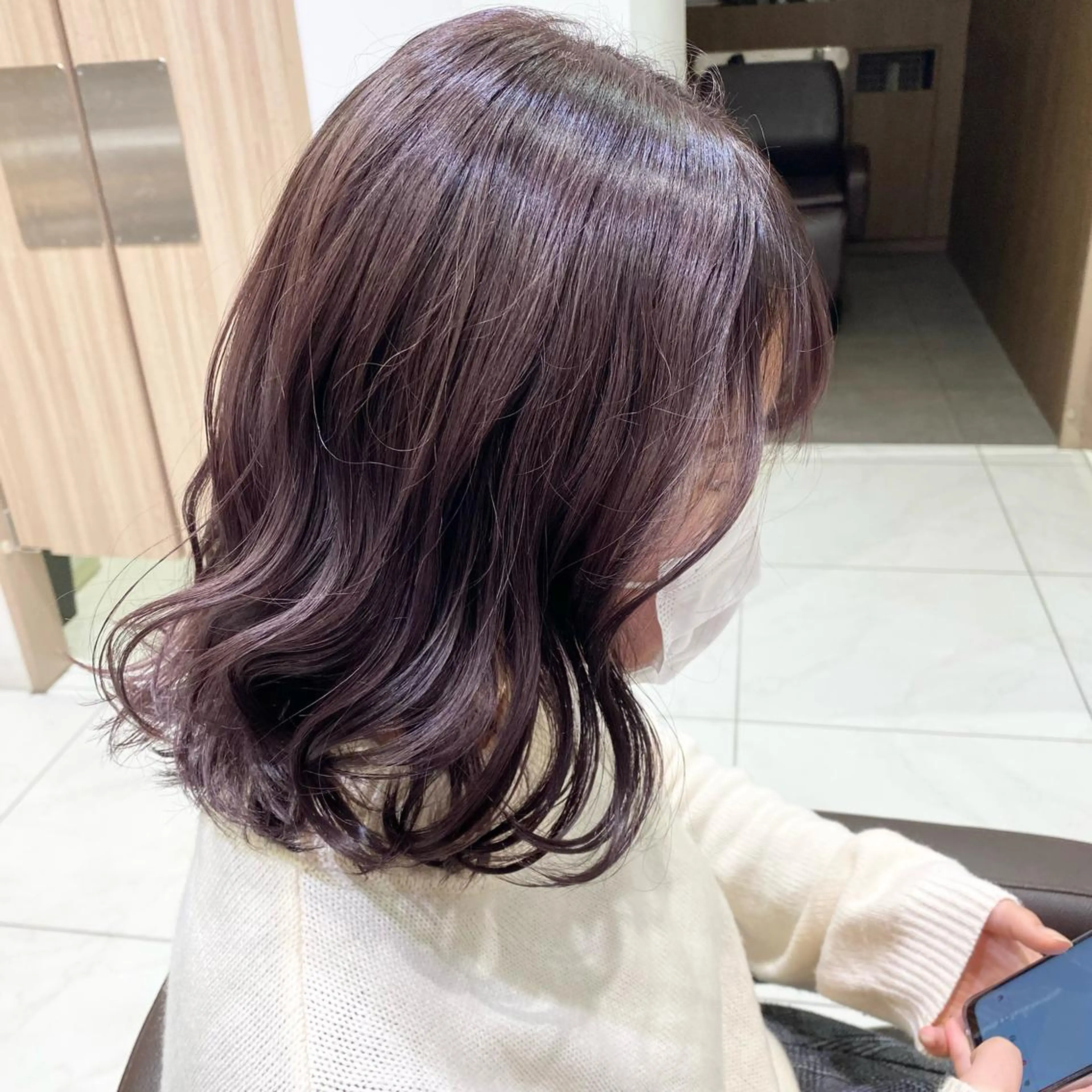 ミディアム カラー 飯田 みづきのヘアスタイル