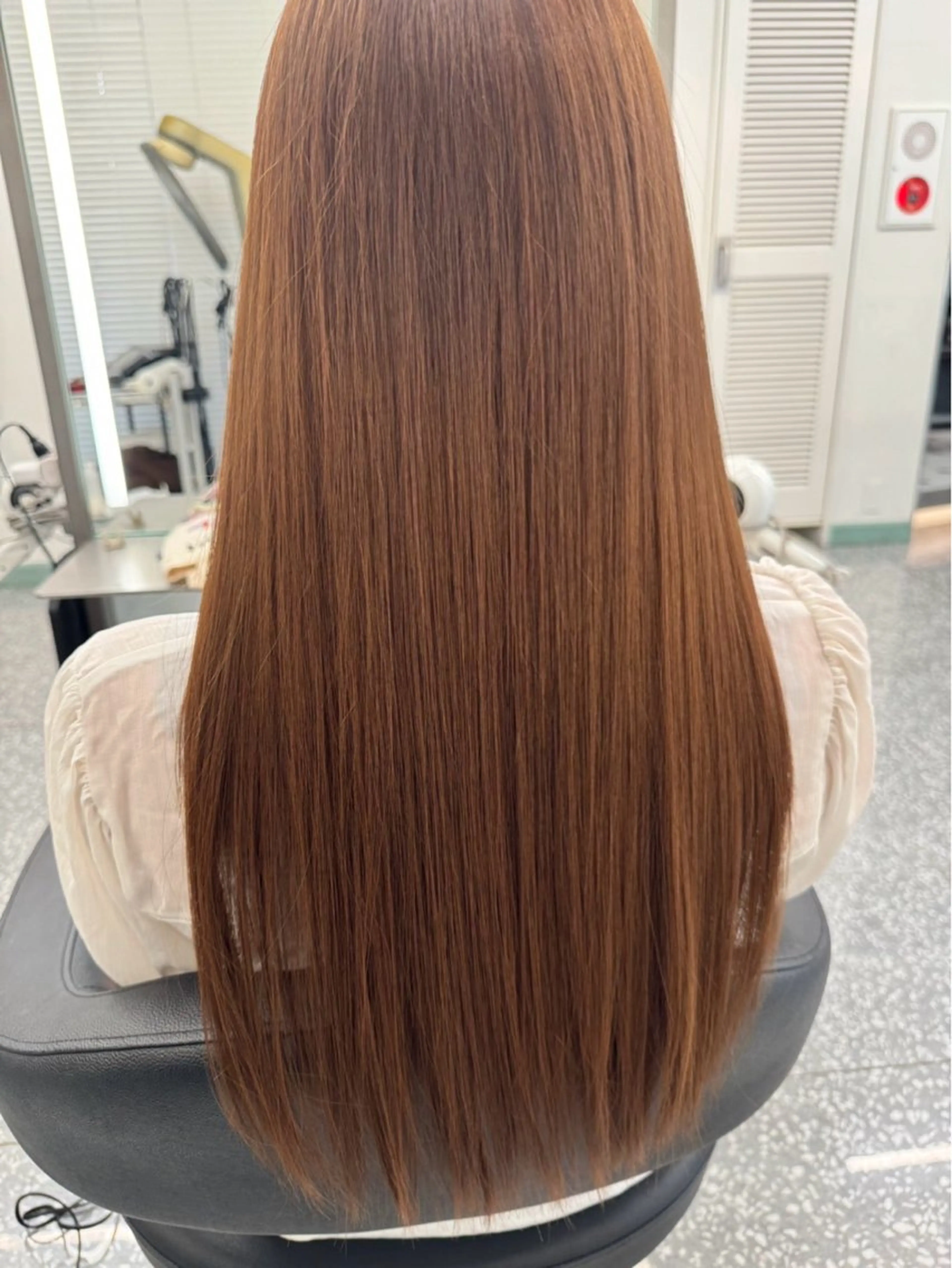 ロング くせ毛 縮毛矯正 カット ヘアカラー トリートメント 艶カラー/縮毛矯正／ 鴨川育弥のヘアスタイル
