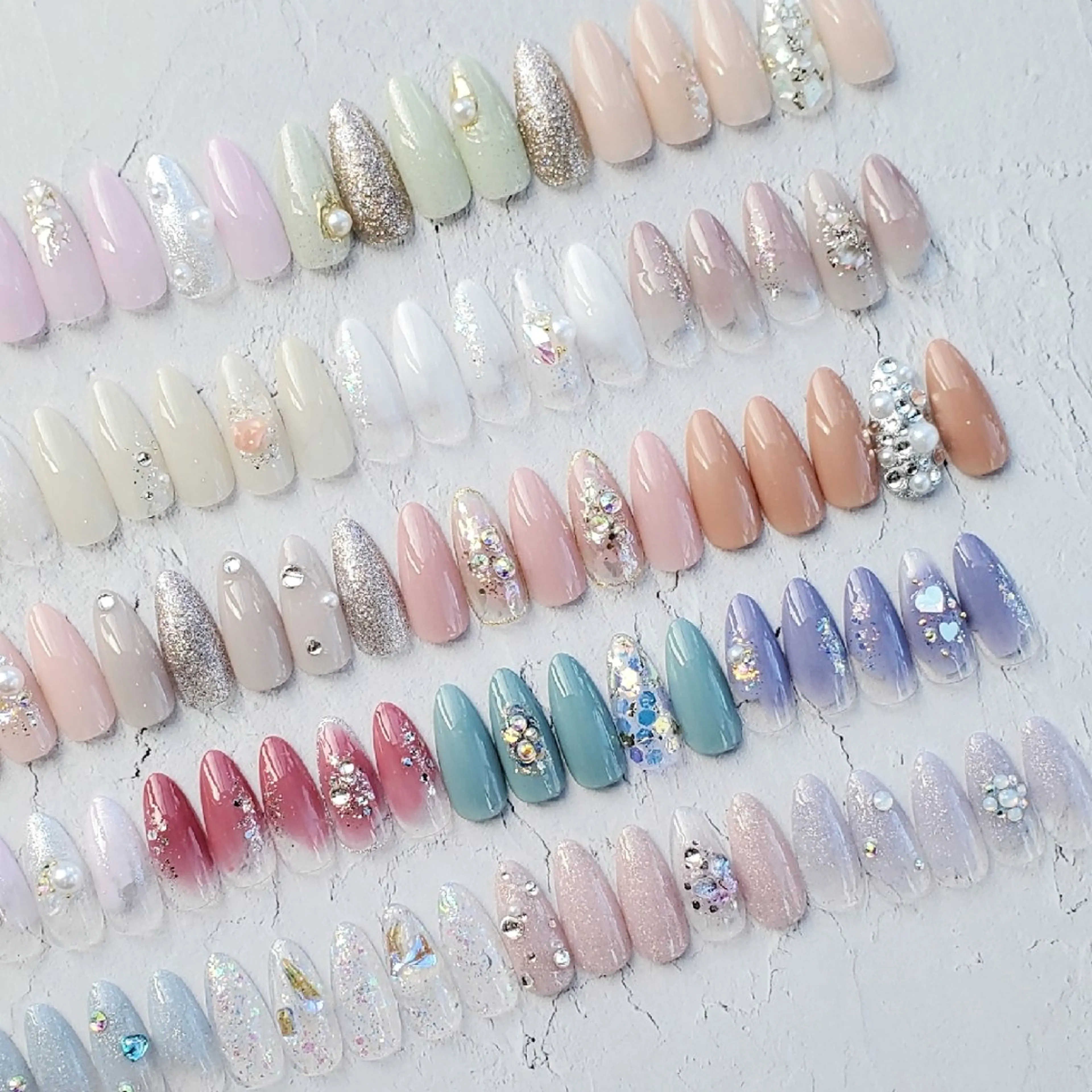 ネイル NOIR所属・NOIR 長谷川のネイルデザイン