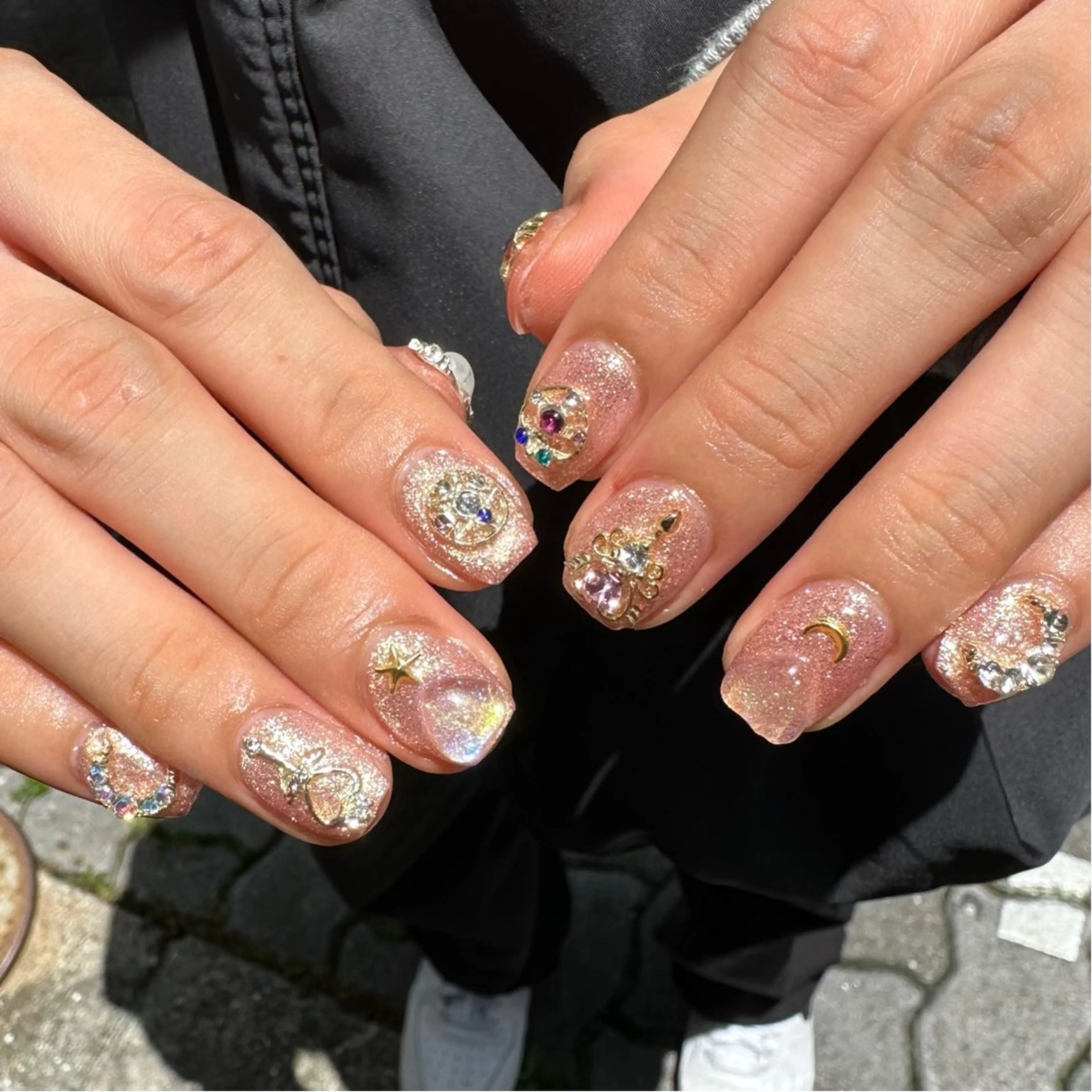 ネイル 持ち込み ハンドネイル Nailist Amiのネイルデザイン