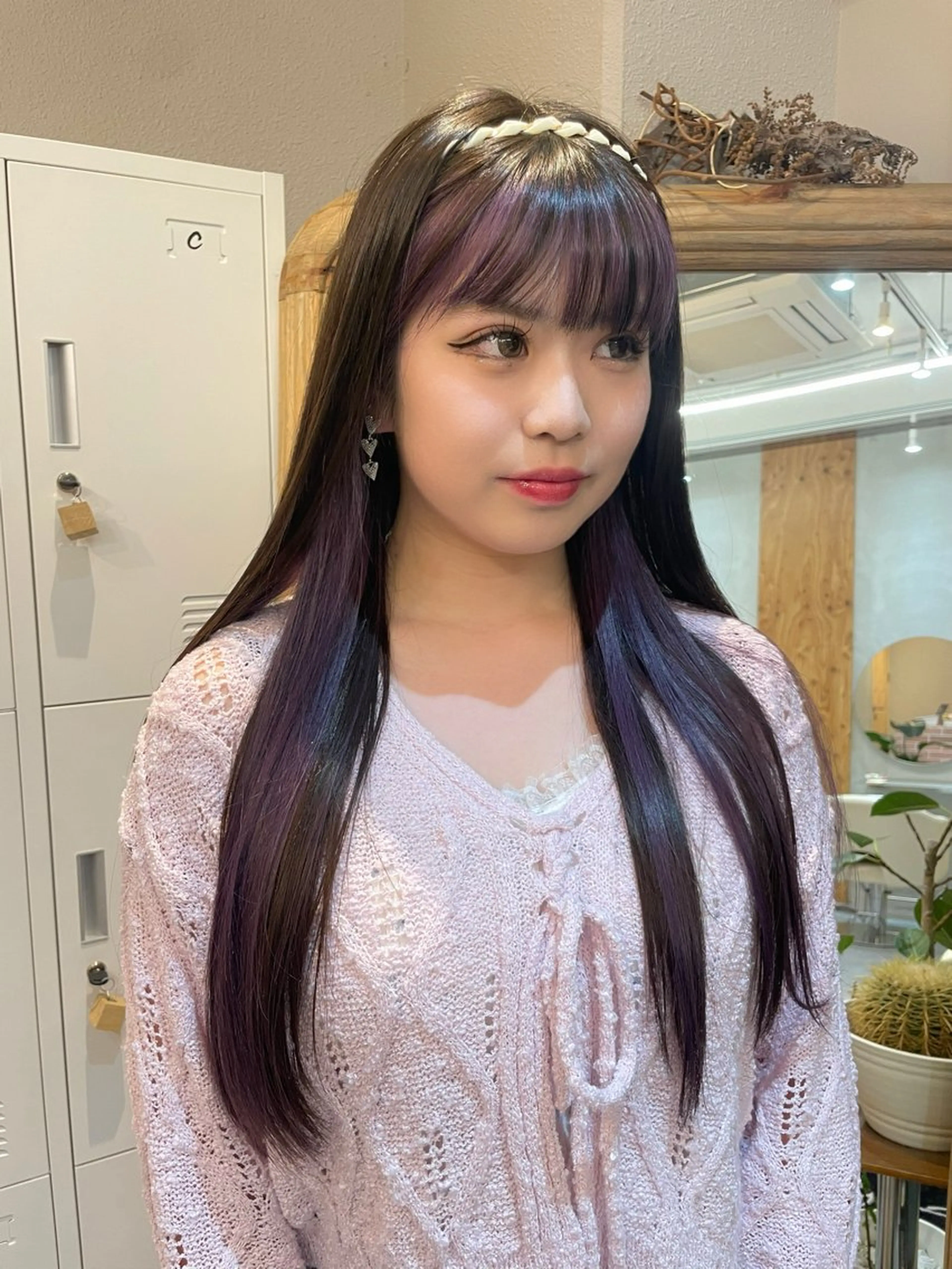 カラー インナーカラー ヘアカラー ハイトーン縮毛/暖色 なーな🎀🤍のヘアスタイル