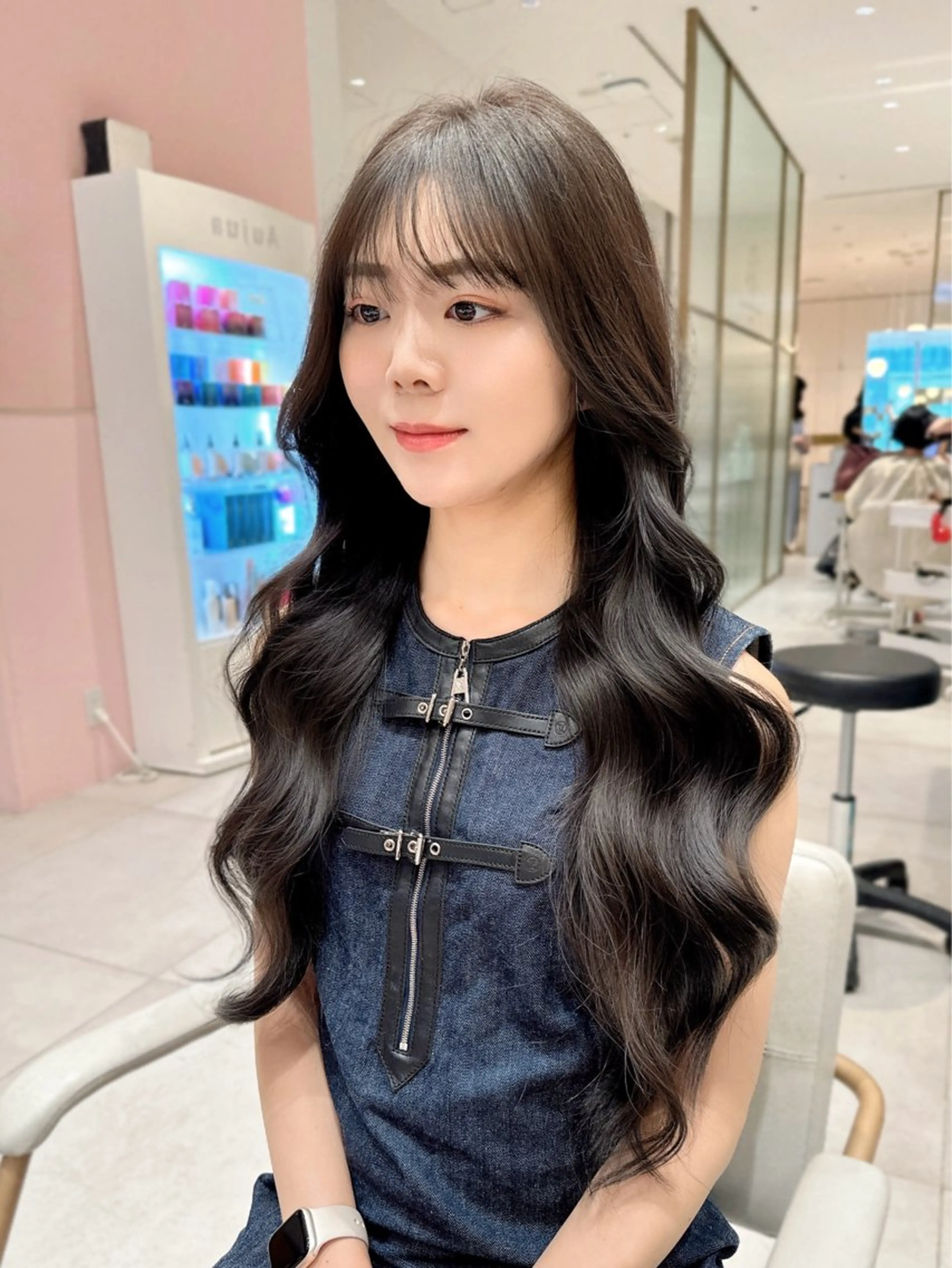 セミロング カラー カット ヘアカラー トリートメント ヘッドスパ ヘアセット 韓国ヘア/レイヤー/ 顔まわり/りょーとのヘアスタイル