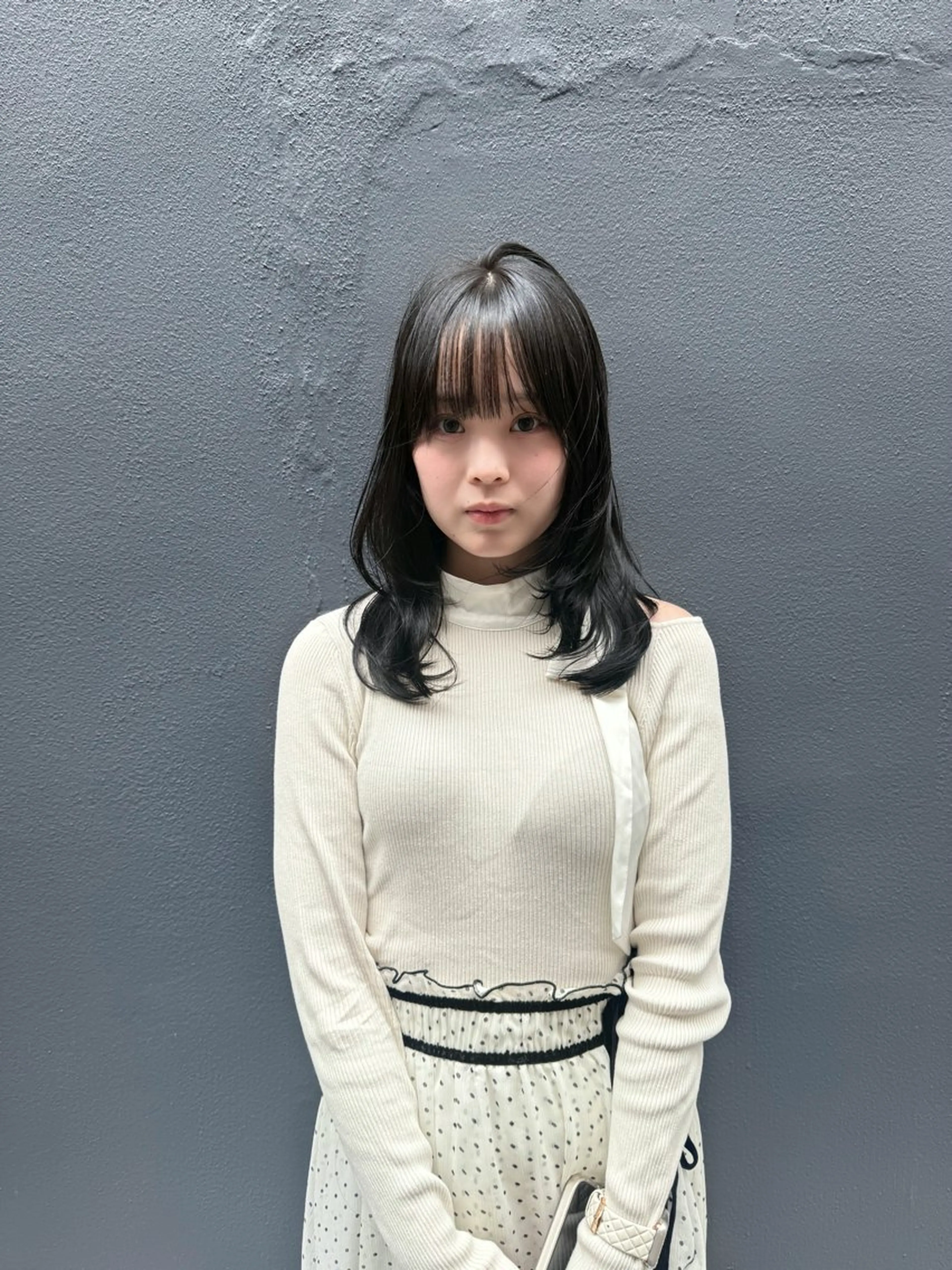 ミディアム カラー ミディアムレイヤー アッシュ ベージュカラー ケアカラー 透明感カラー カット ヘアカラー トリートメント レイヤー/梅田/ HIKARU🍀のヘアスタイル