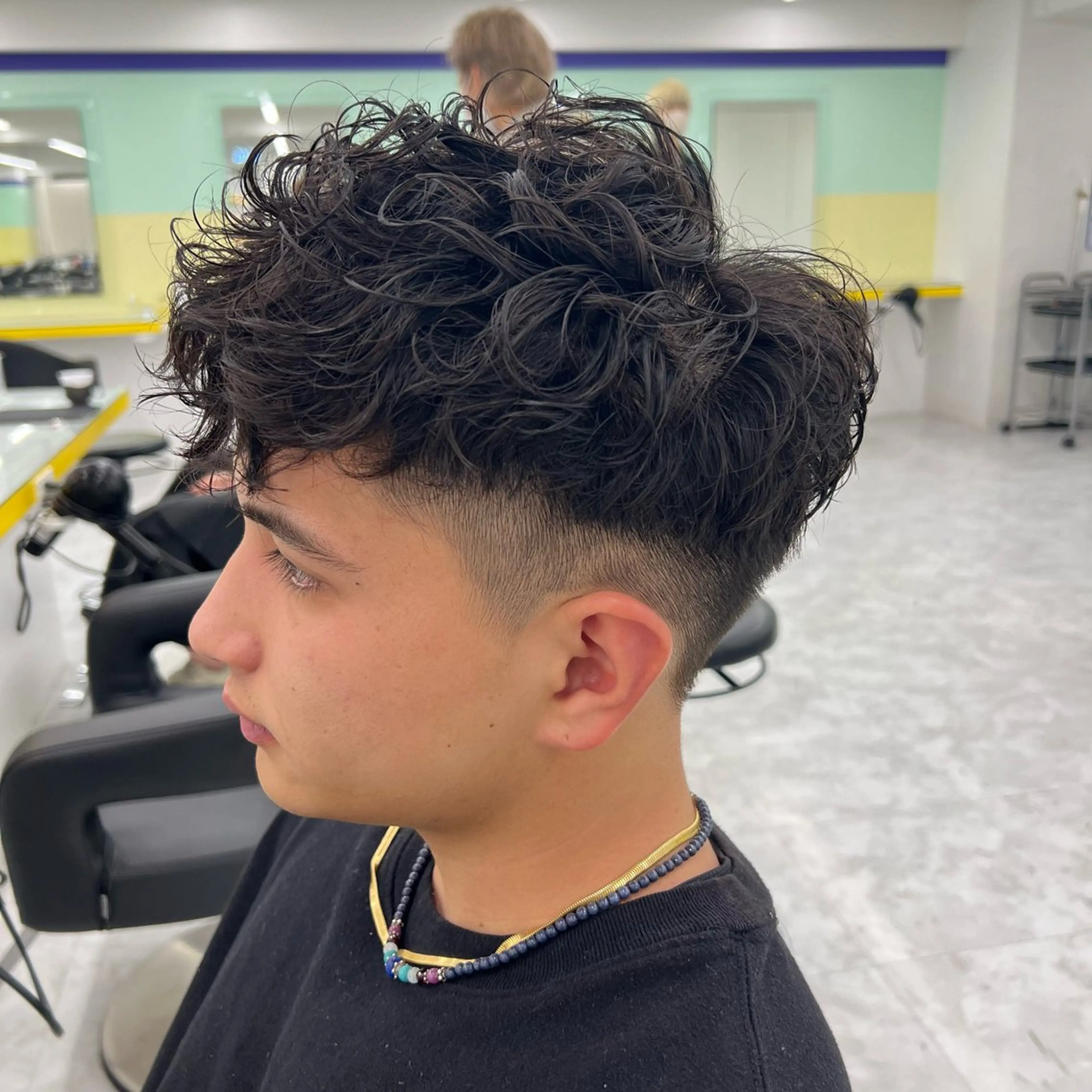 ショート カラー パーマ ヘアアレンジ メンズ キッズ アップバング センターパート メンズハイライト マッシュ メンズパーマ 🔷横浜1のパーマ 職人🔷将太郎のヘアスタイル