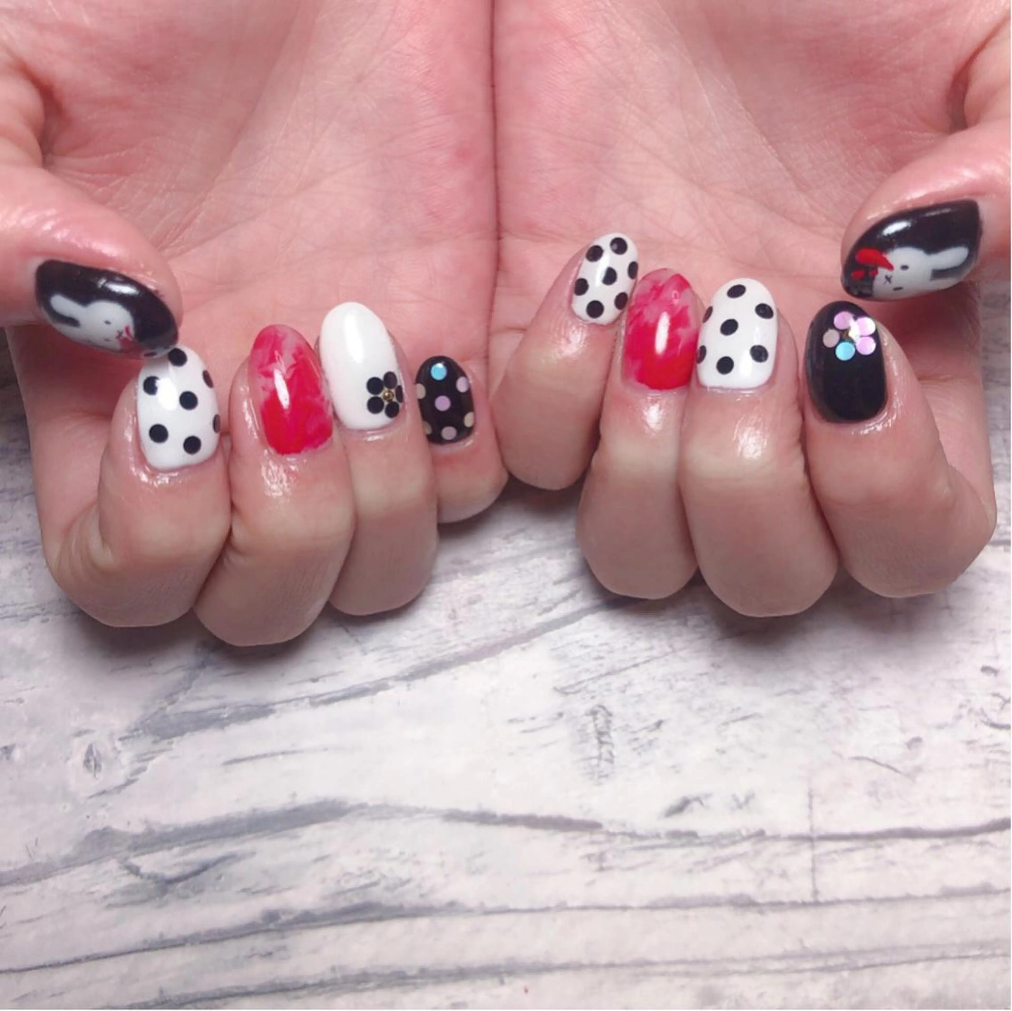 ネイル 個室ネイルサロンDolly  Girl〜ドーリーガール〜所属・DollyGirl KYOKOのネイルデザイン