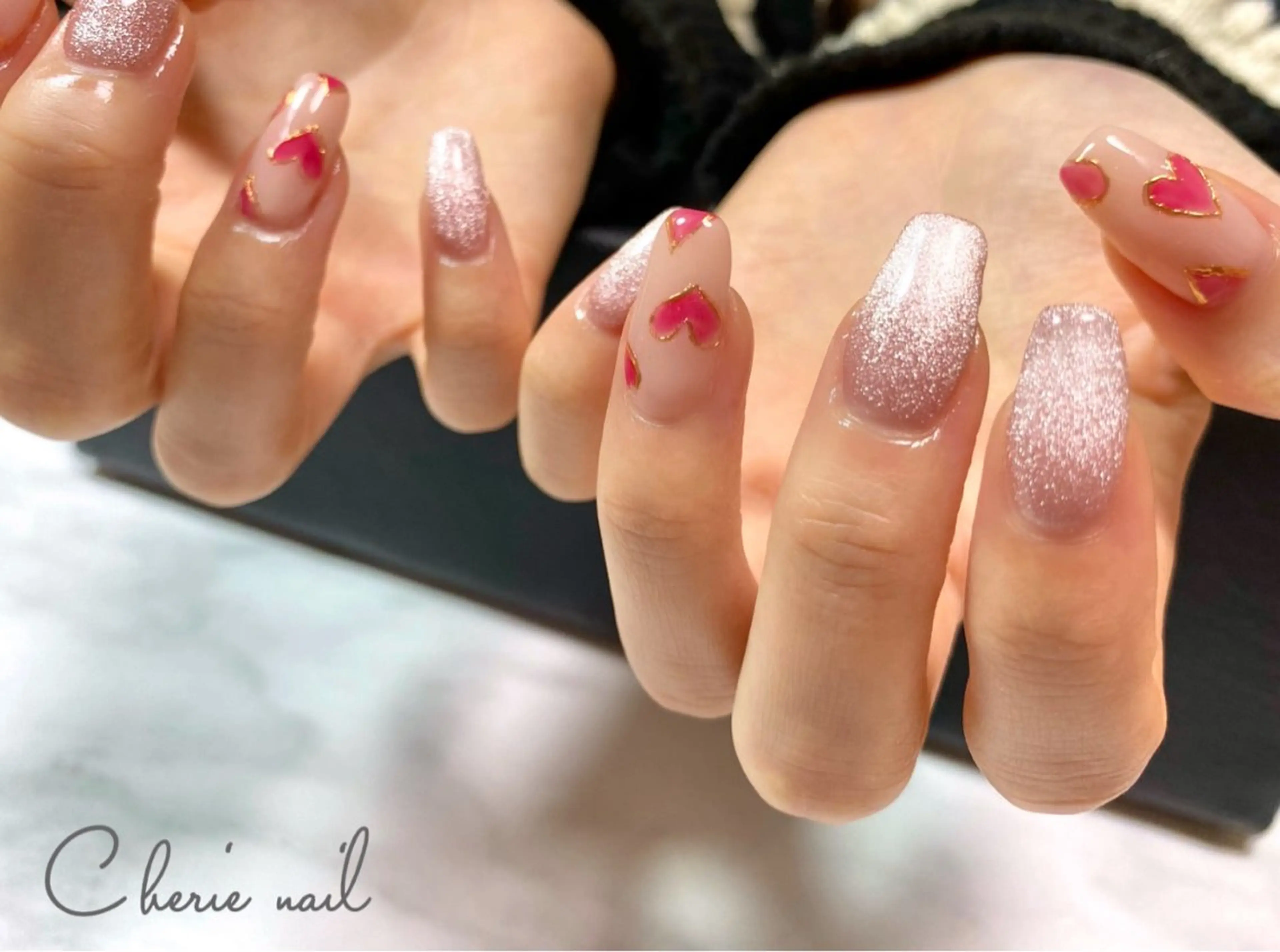 ネイル ジェルネイル ハート マグネットネイル バレンタイン Cherienail yunaのネイルデザイン