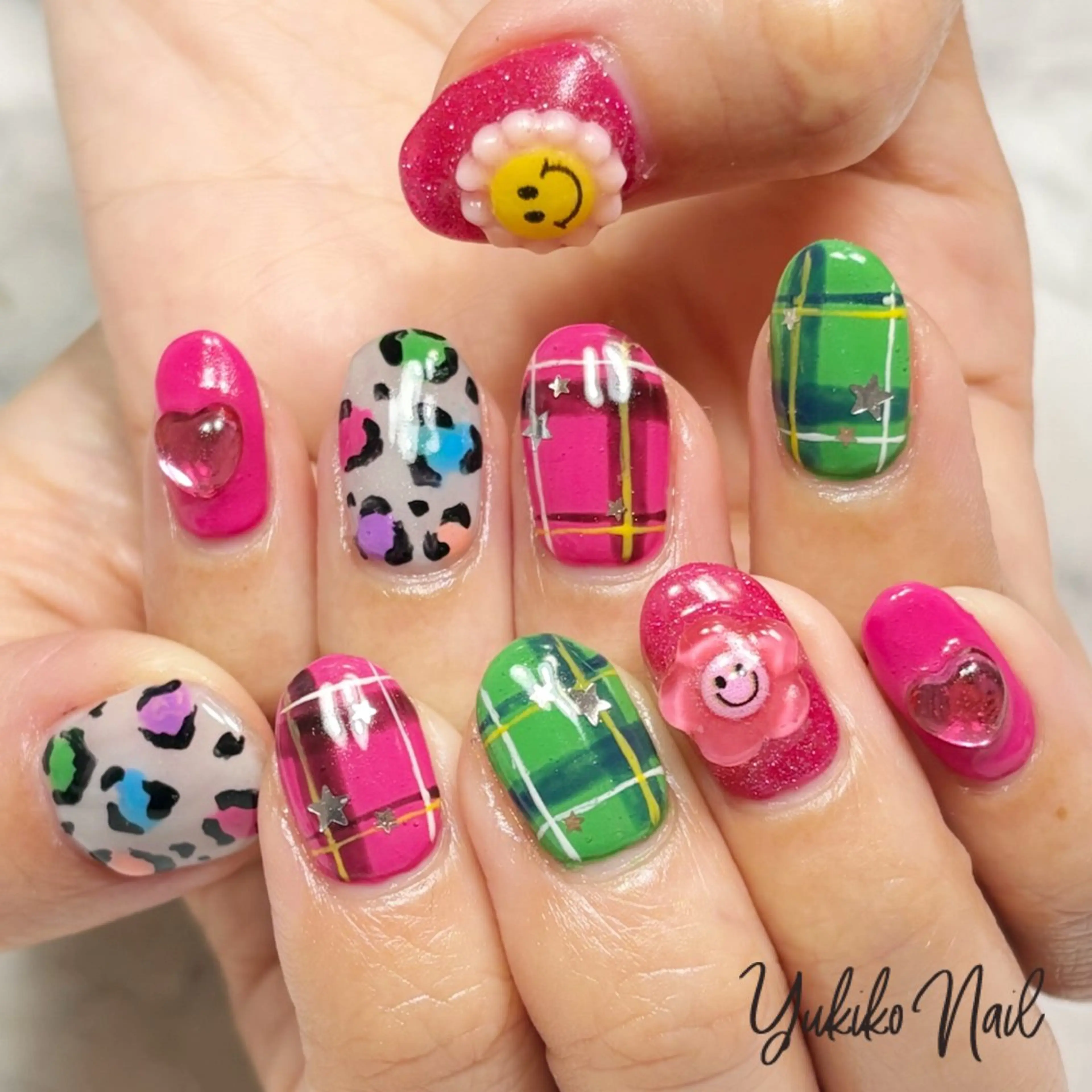 ネイル アニマル柄 ハンドネイル ユキコ ネイルのネイルデザイン
