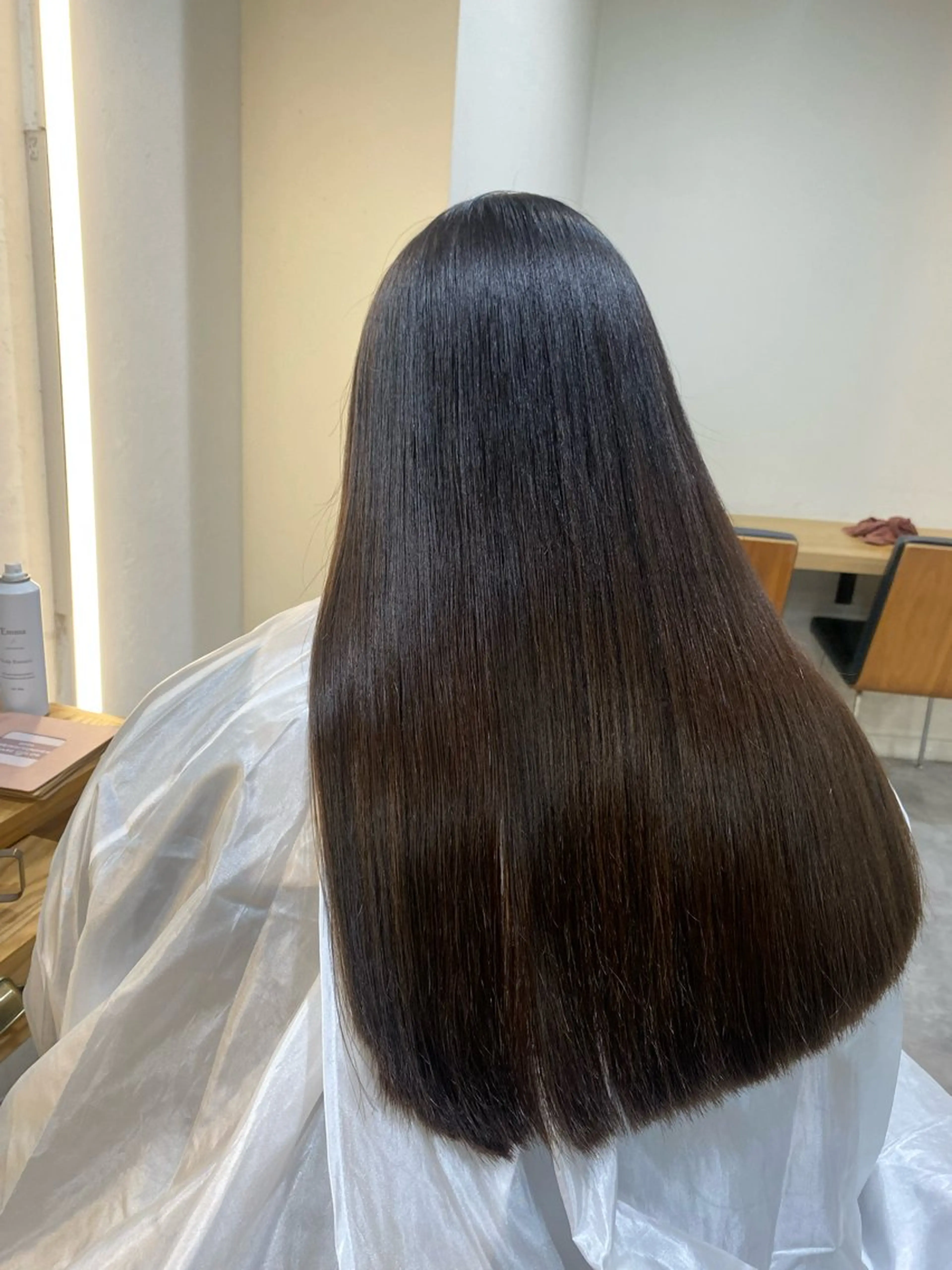 ロング 韓国風レイヤー× くびれヘア艶髪のヘアスタイル