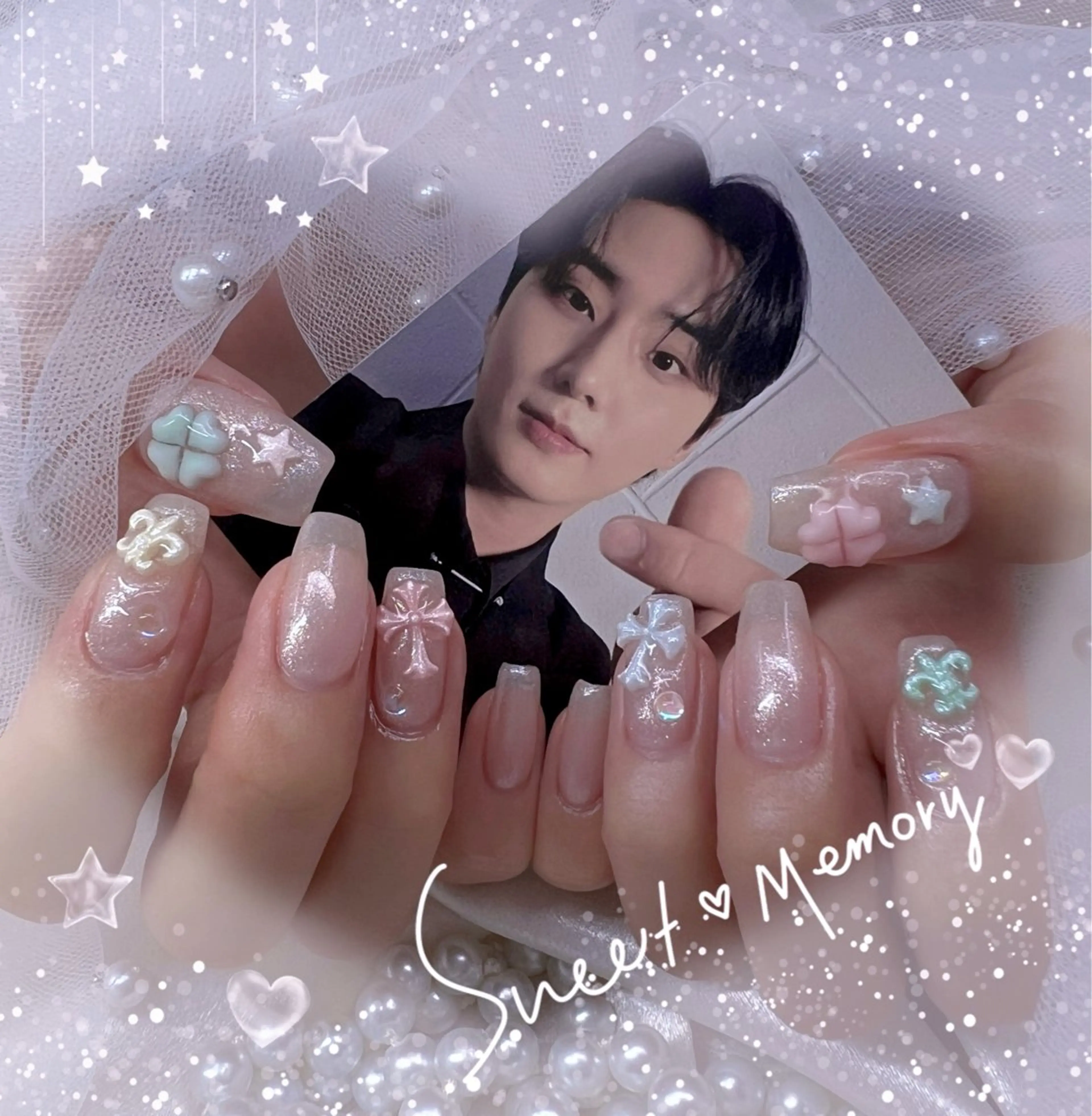 ネイル チークネイル フレンチネイル ガーリー ガラスフレンチ グラデーション ハンドネイル Chill Nailsalonのネイルデザイン