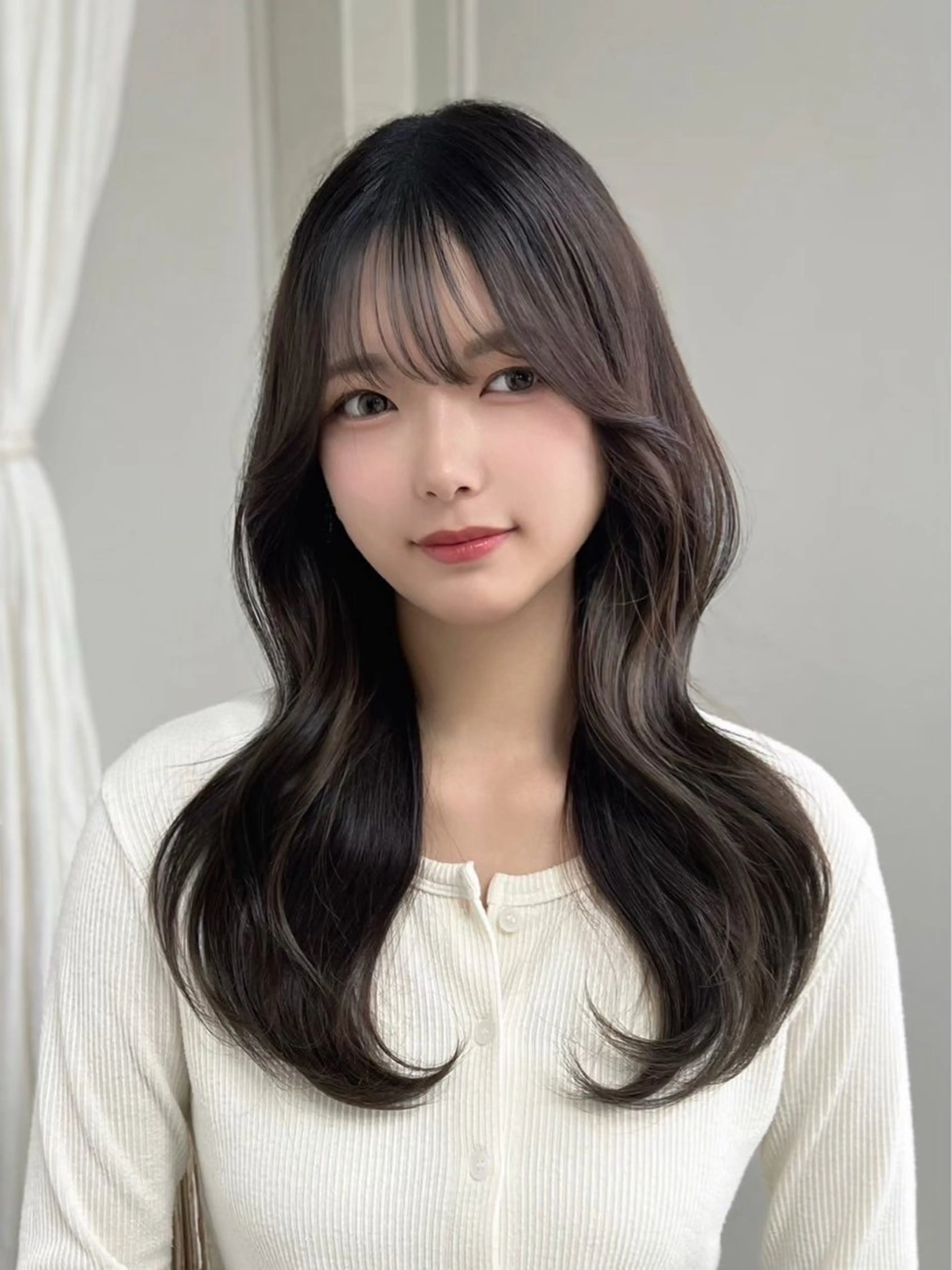 ロング レイヤー ／マッキーのヘアスタイル