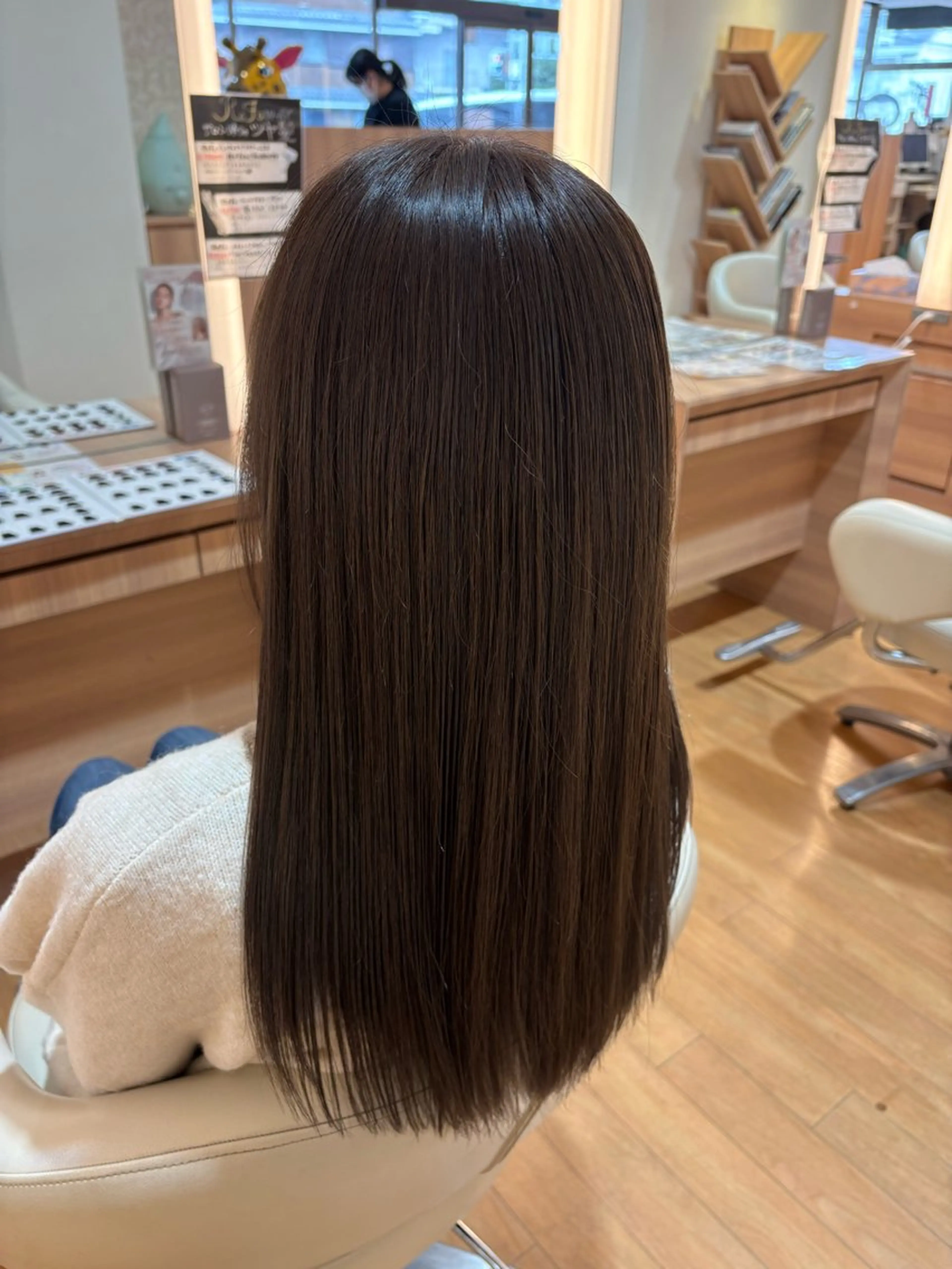 ロング カラー カット ヘアカラー トリートメント 越智 咲穂のヘアスタイル