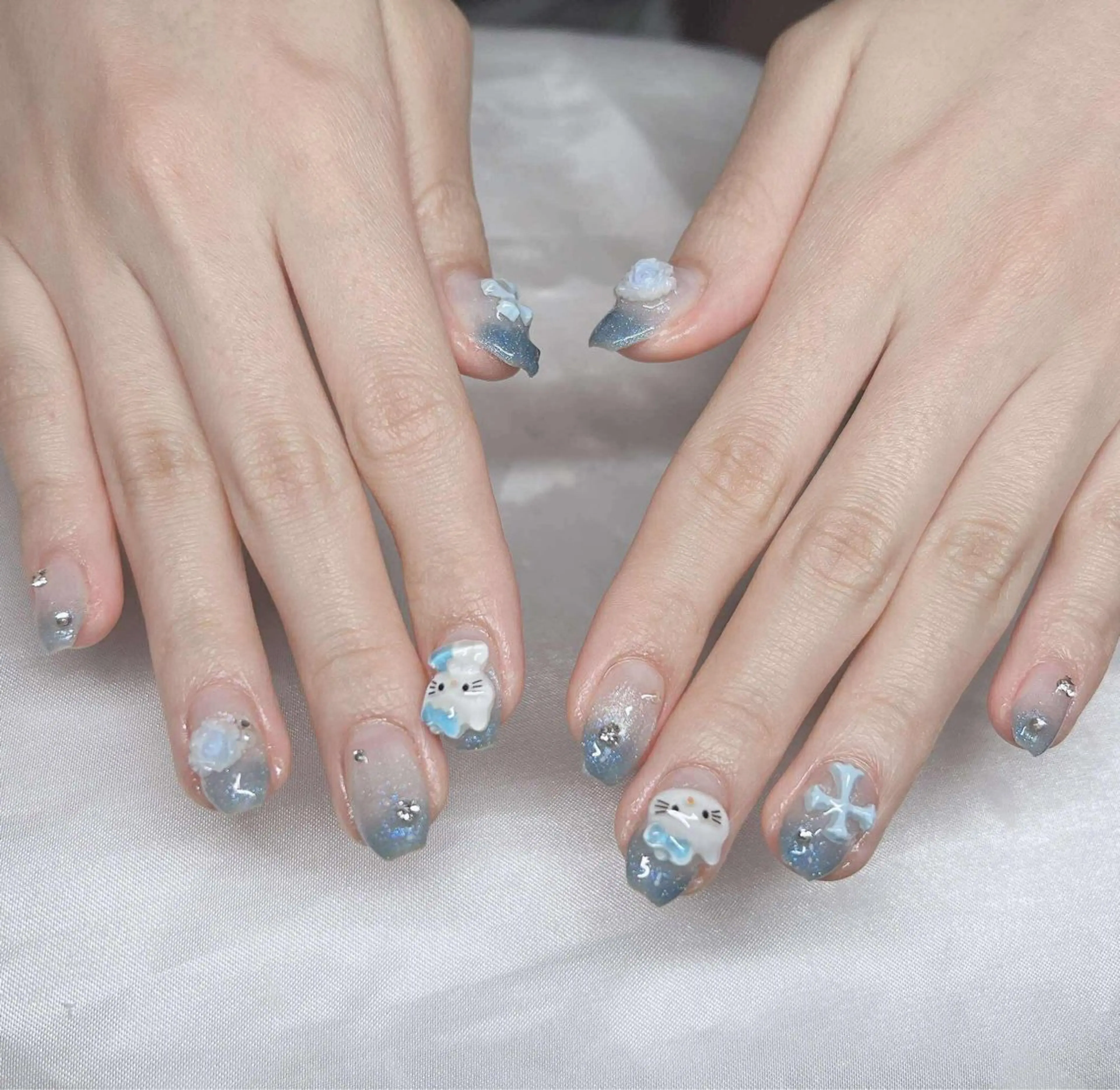 ネイル 長さ出し グラデーション 卒業式 キラキラネイル マグネットネイル ハンドネイル Lee Nailsのネイルデザイン