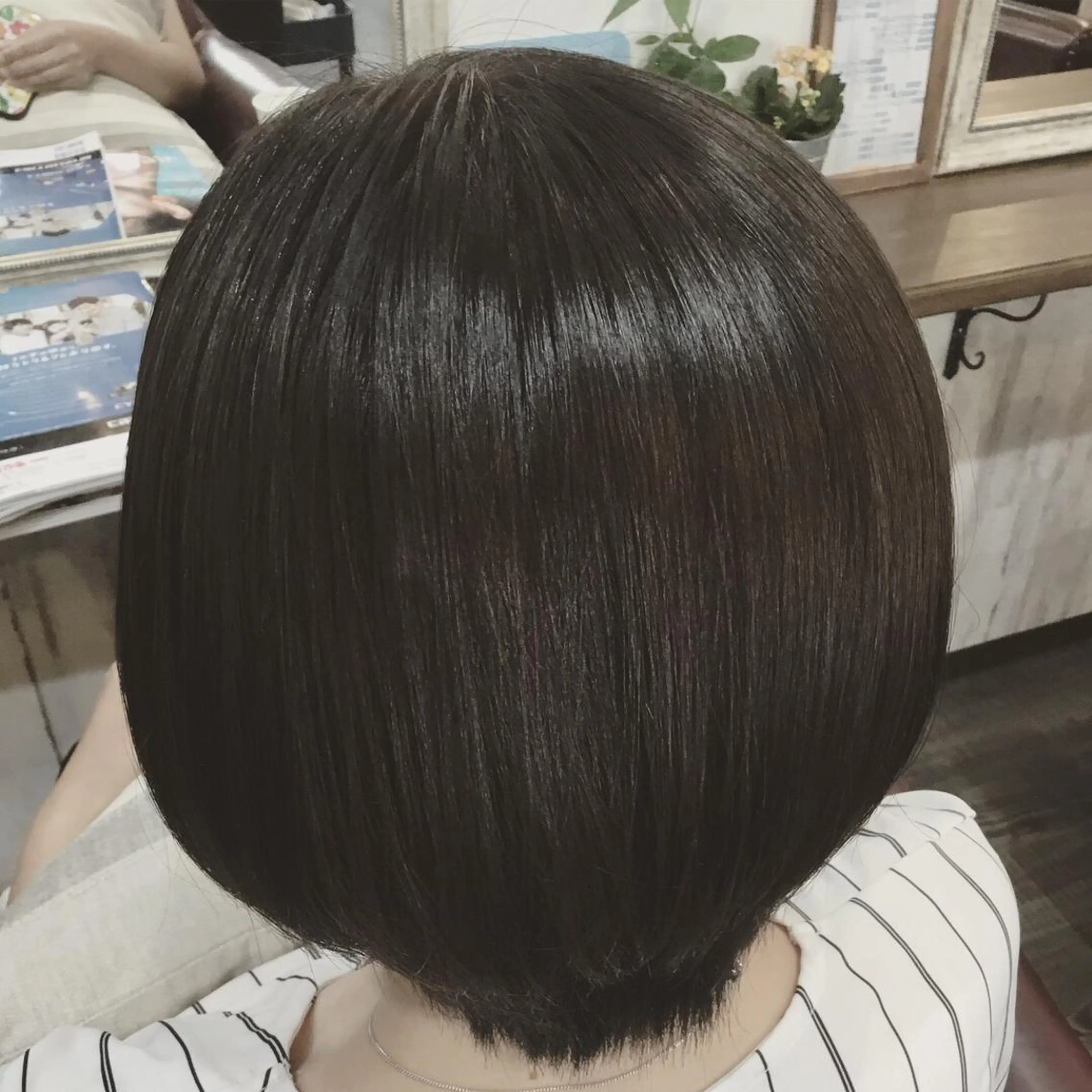 ショート カラー パーマ 金崎 新吾のヘアスタイル
