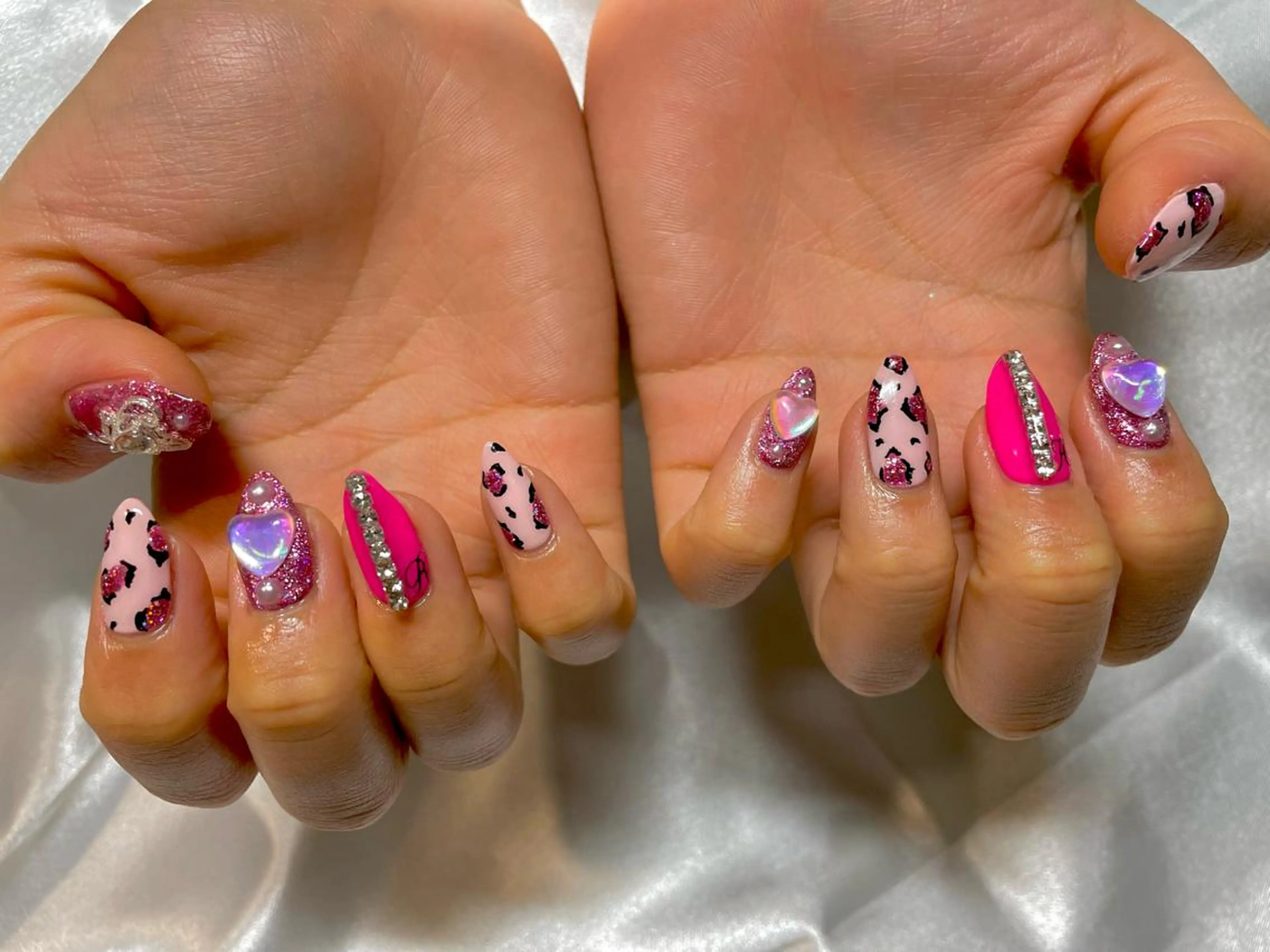 セミロング ネイル Home salon Rのネイルデザイン