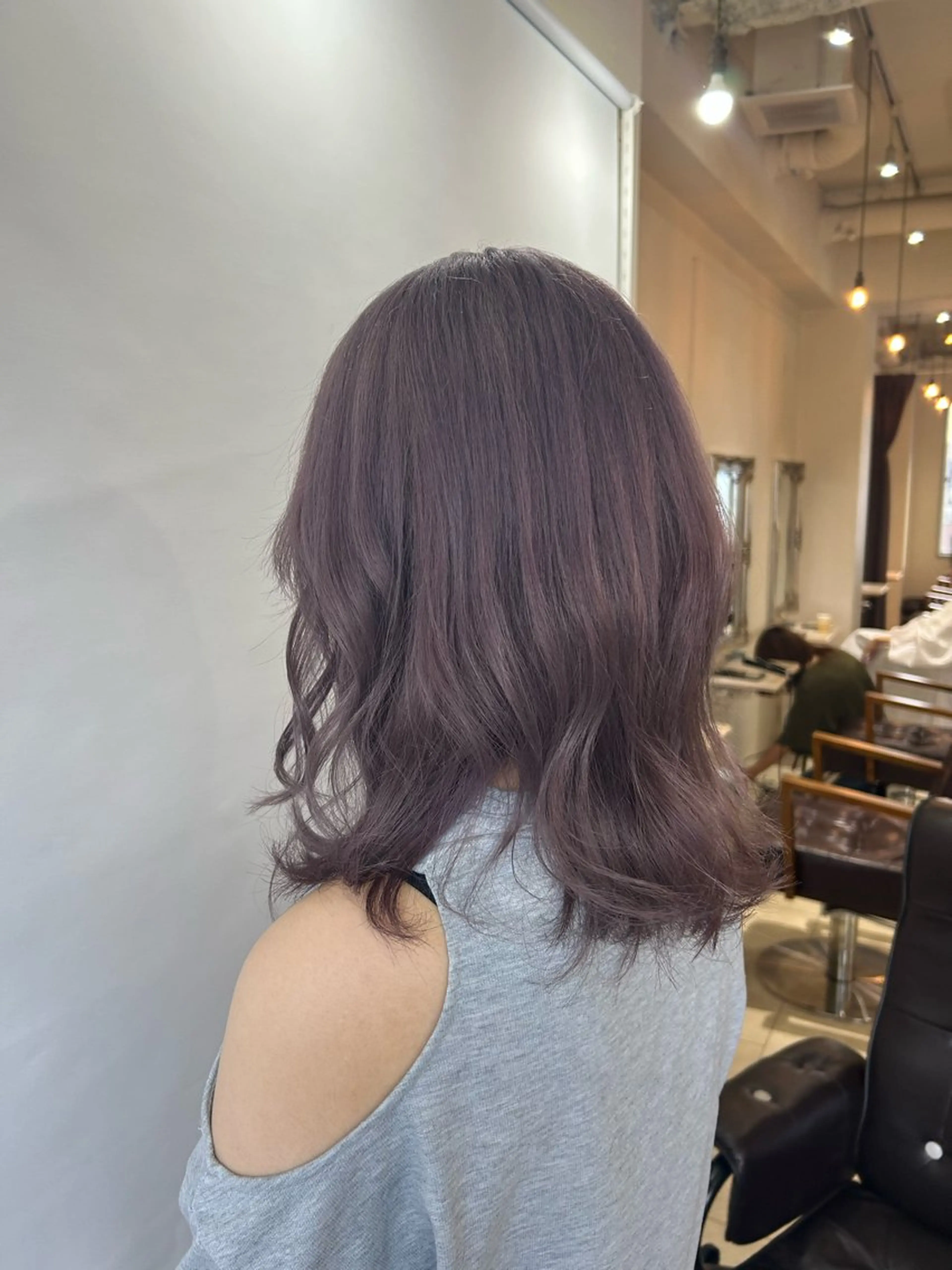 ロング カラー ヘアアレンジ ブリーチ グレージュ ラベンダーカラー ラベンダーグレージュ ラベンダーグレー ハイトーン/ ヘアセット.nanoのヘアスタイル