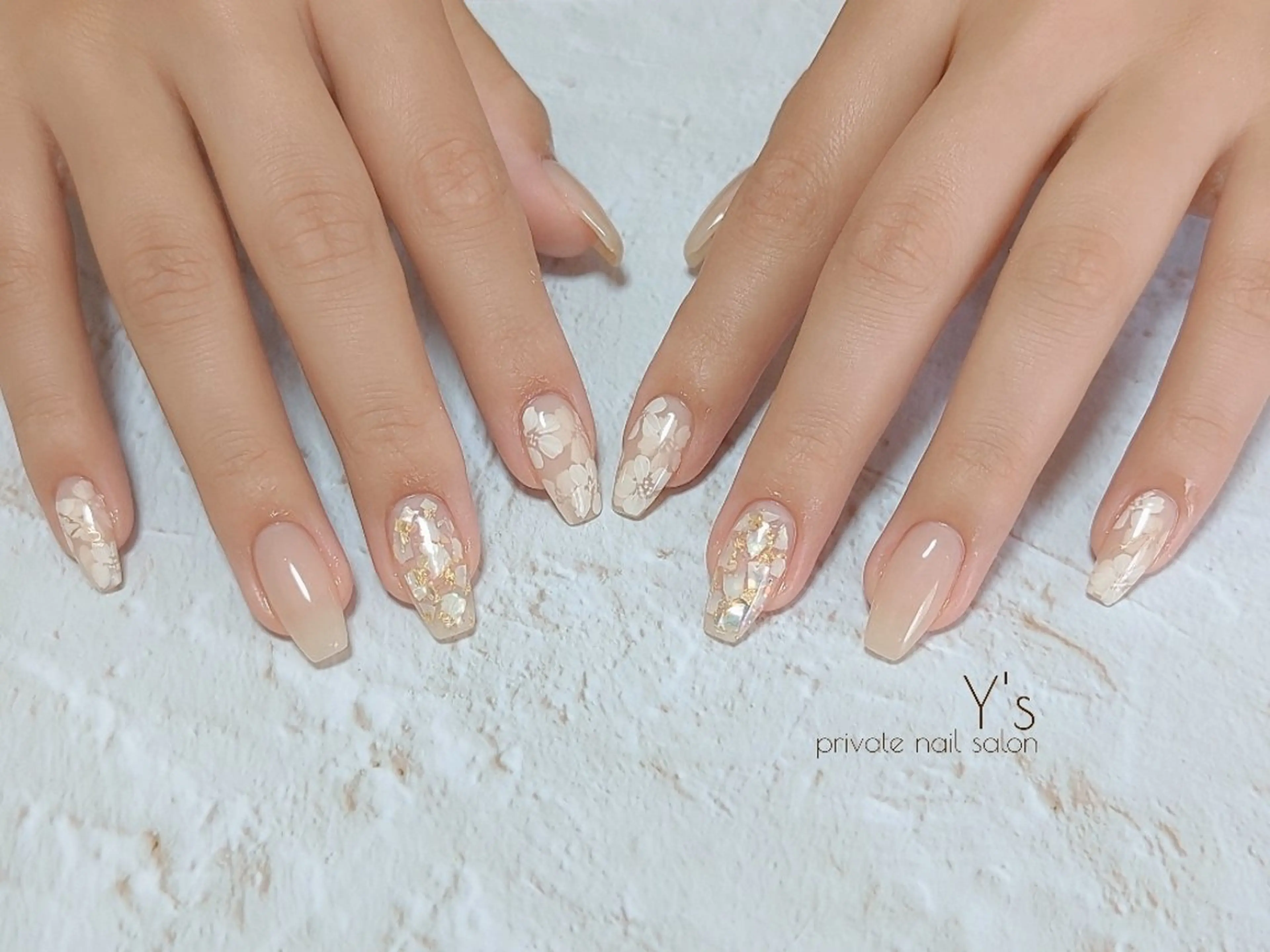 ネイル ハンドネイル YUMI NAGAI  のネイルデザイン