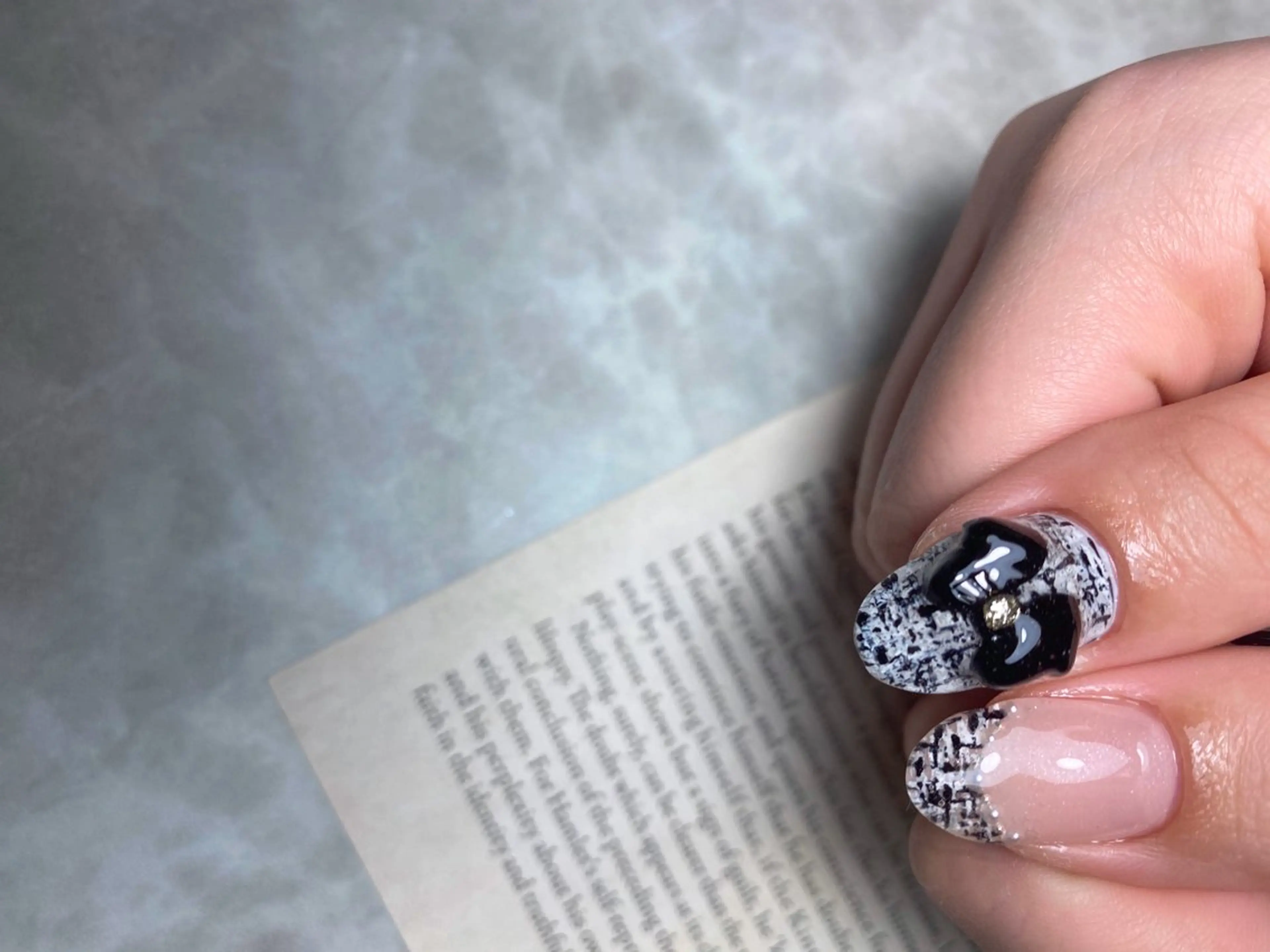 ネイル 持ち込み ハンドネイル 🌿Charme🌿 MAIのネイルデザイン