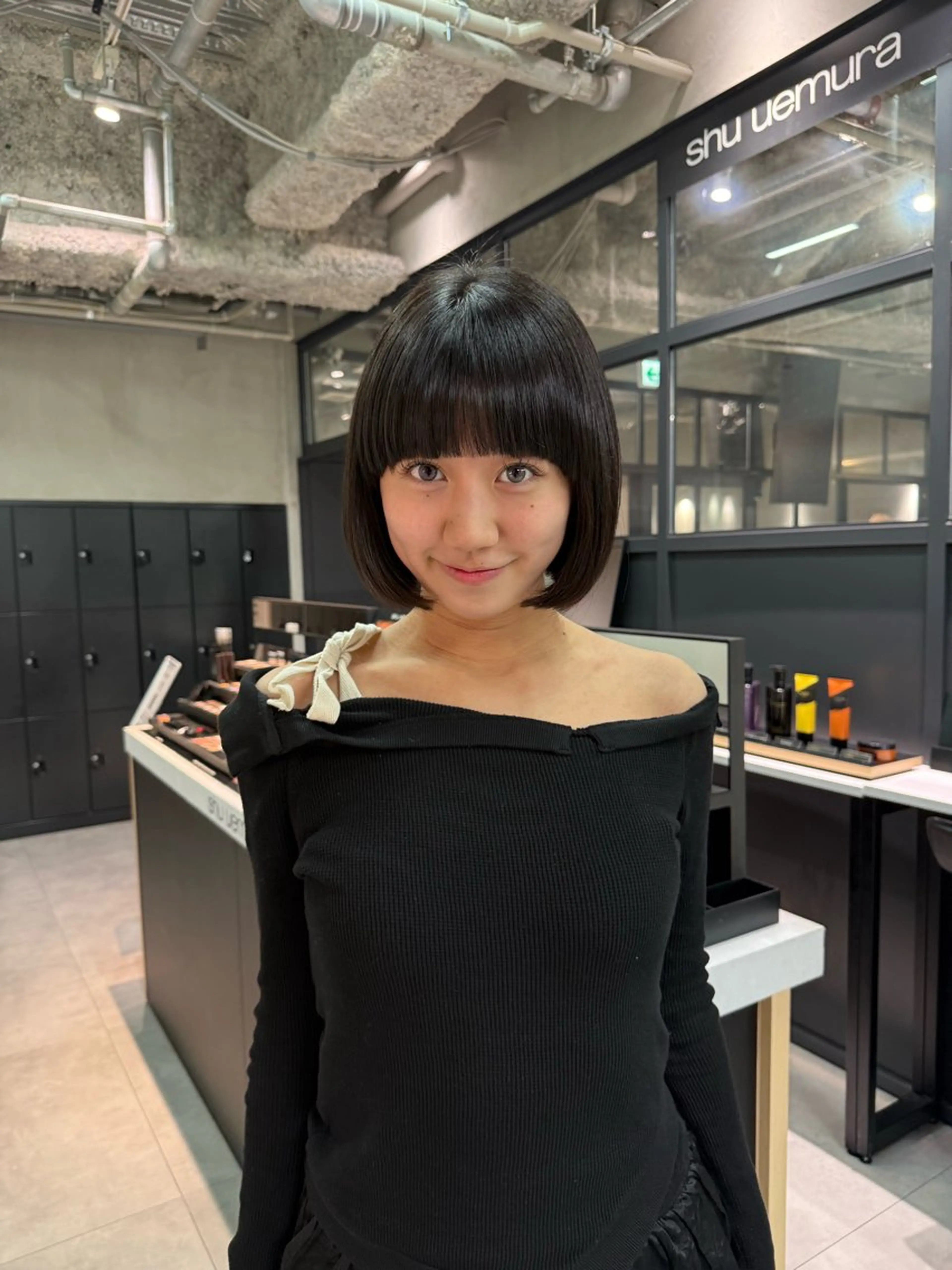 ショート ボブ 顔周りカット 似合わせカット 横田 七美のヘアスタイル