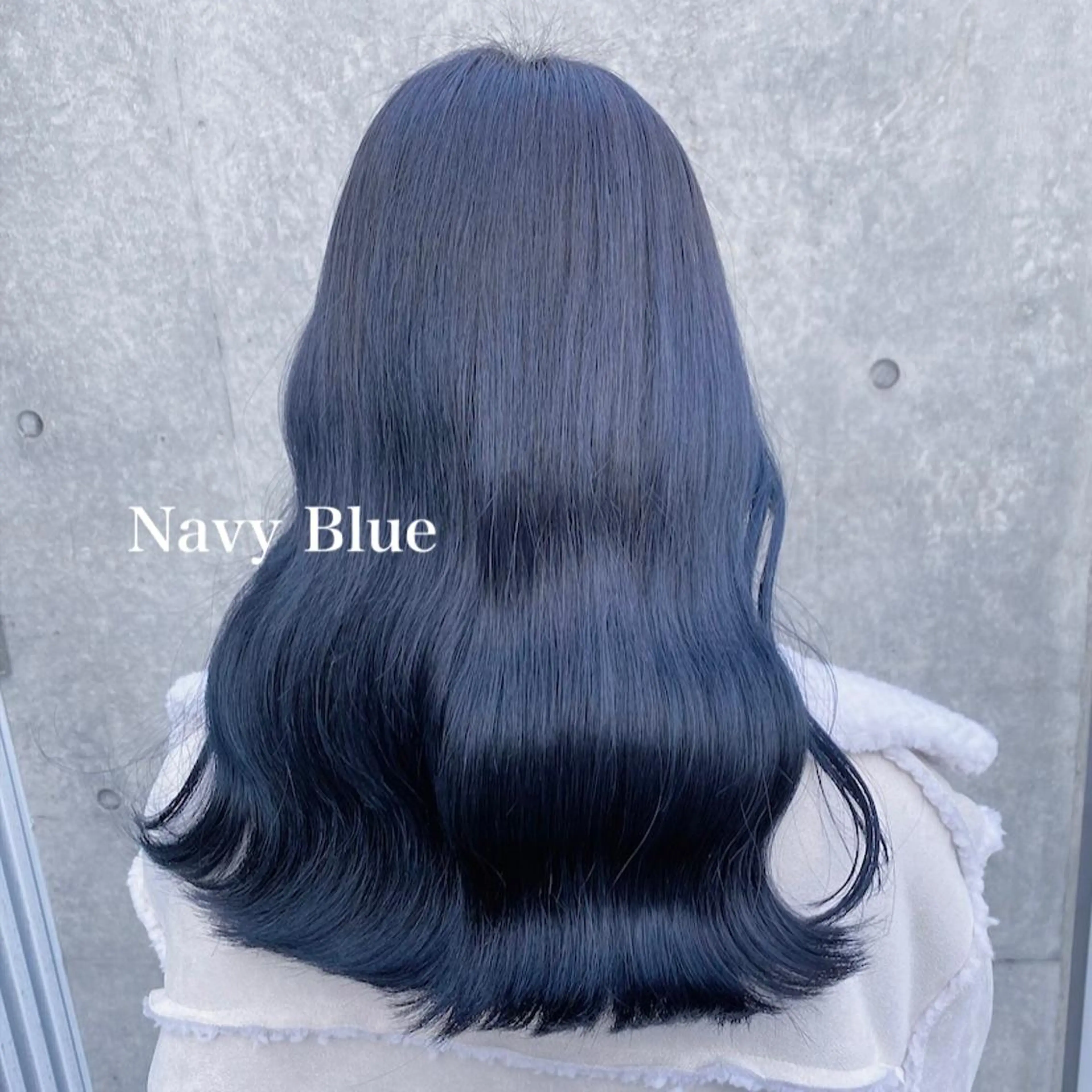 カラー アッシュ アッシュグレー アッシュグレージュ バレイヤージュ ミストバング デザインカラー MIKU🦋のヘアスタイル