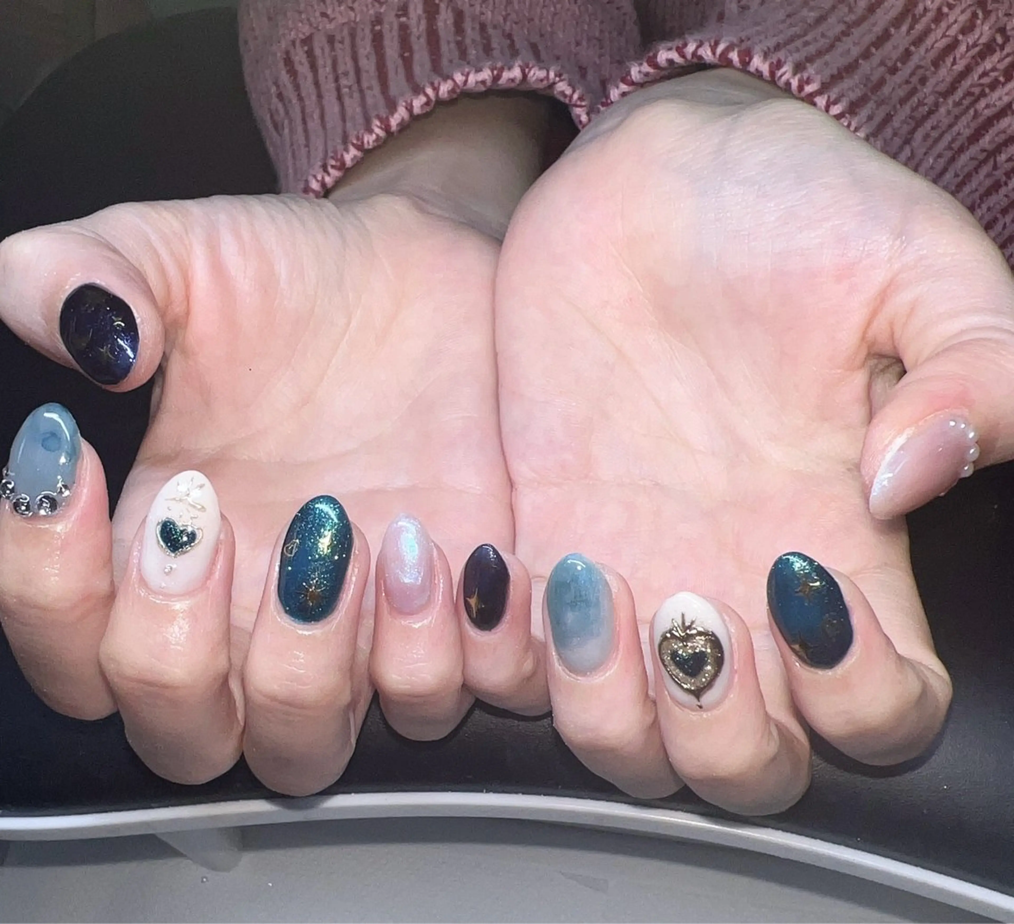 ネイル オーロラネイル チークネイル 長さ出し フットネイル フレンチネイル ハンドネイル Lee Nailsのネイルデザイン