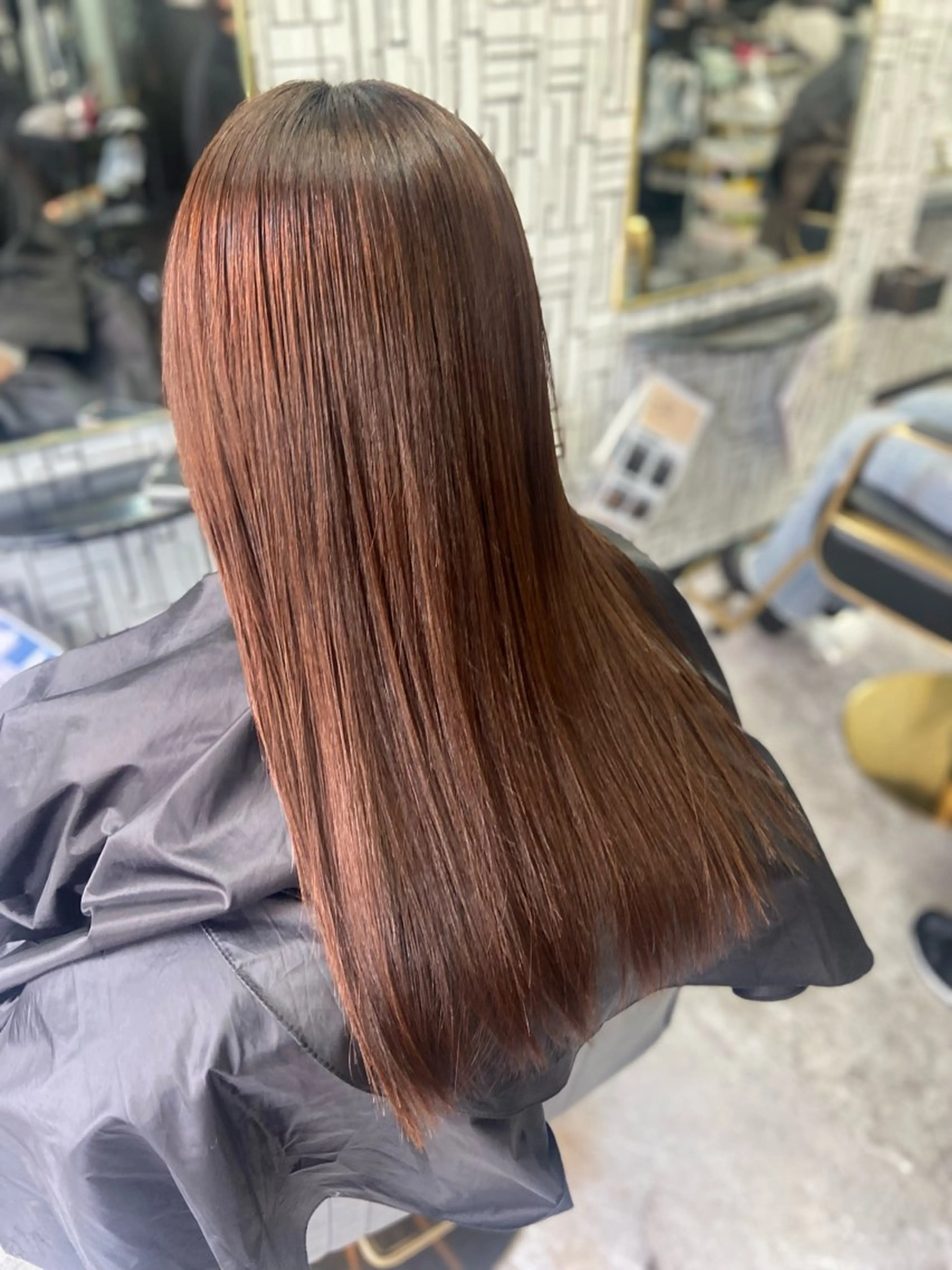 ロング 瀧下 唯のヘアスタイル