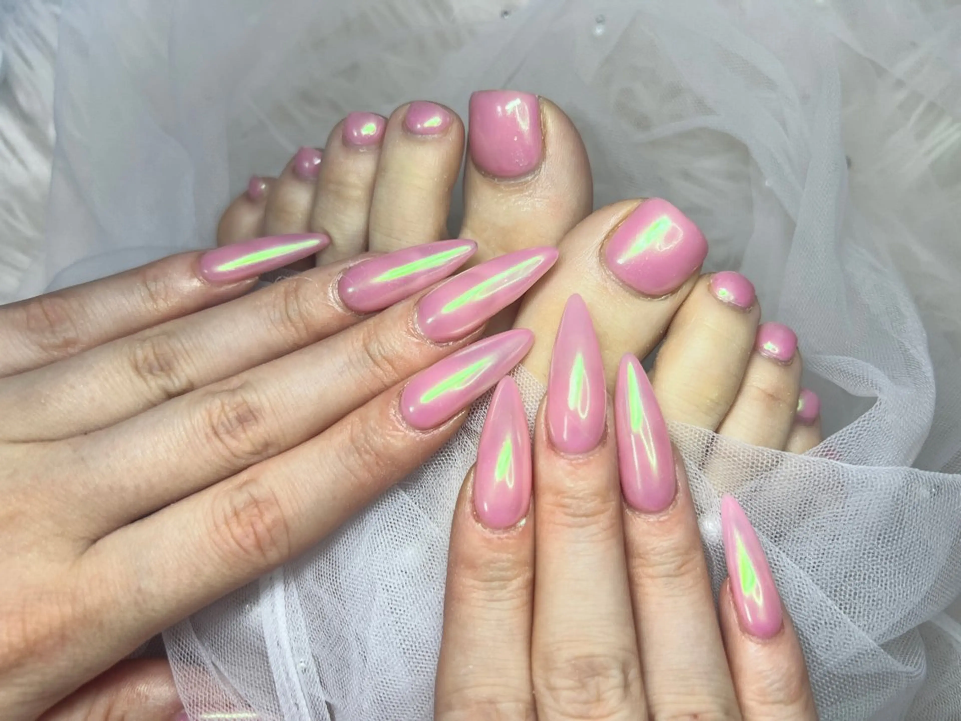 ネイル オーロラネイル フットネイル cerisier セリシールのネイルデザイン