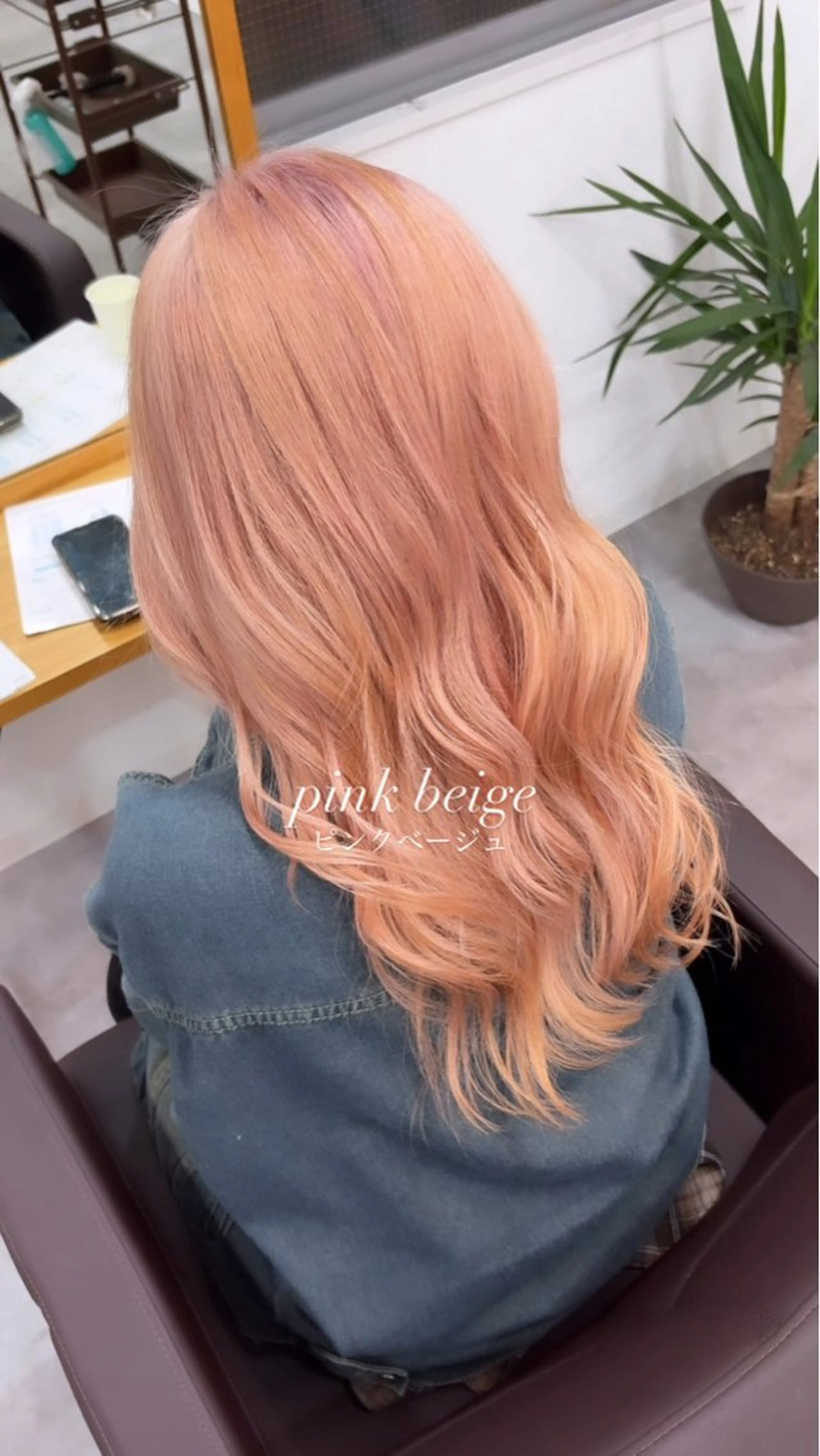 セミロング カラー ベージュカラー ブリーチ ピンクカラー ピンクベージュ TORA【Li's /東大阪布施美容室】のヘアスタイル