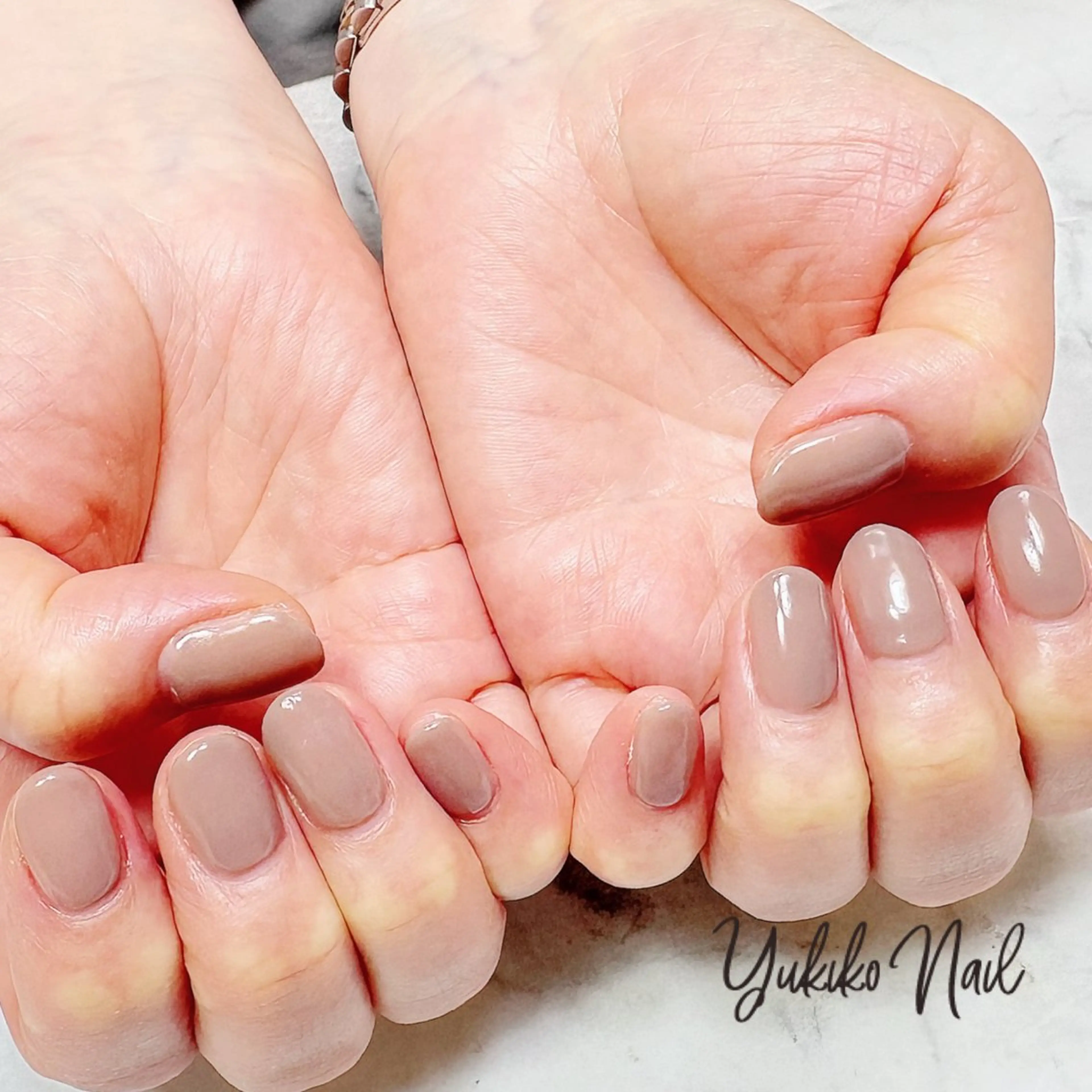 ネイル オフィスネイル ワンカラーネイル ハンドネイル ユキコ ネイルのネイルデザイン
